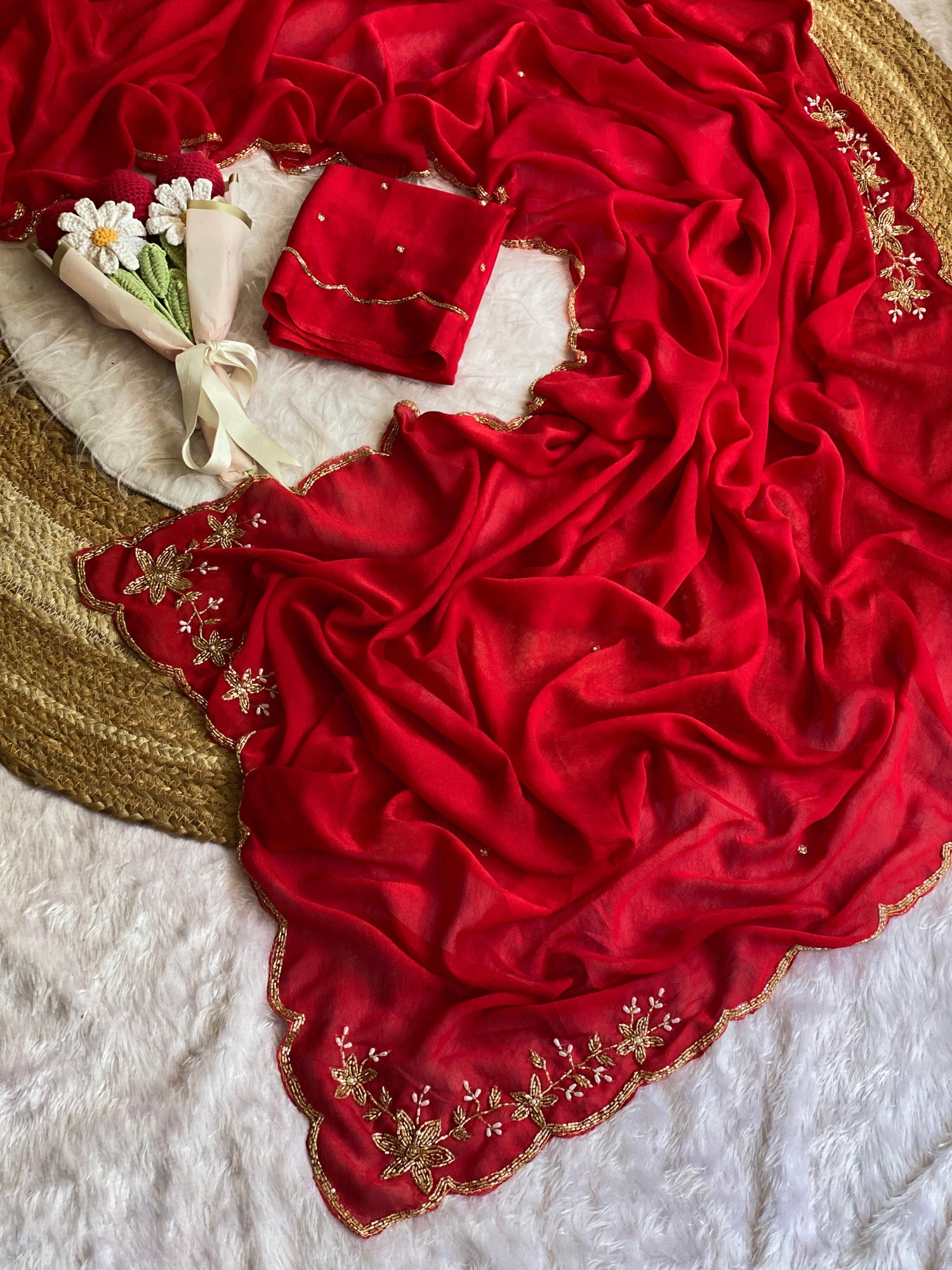 Soft Crush Silk Saree With Premium Handwork(NON-STORE)