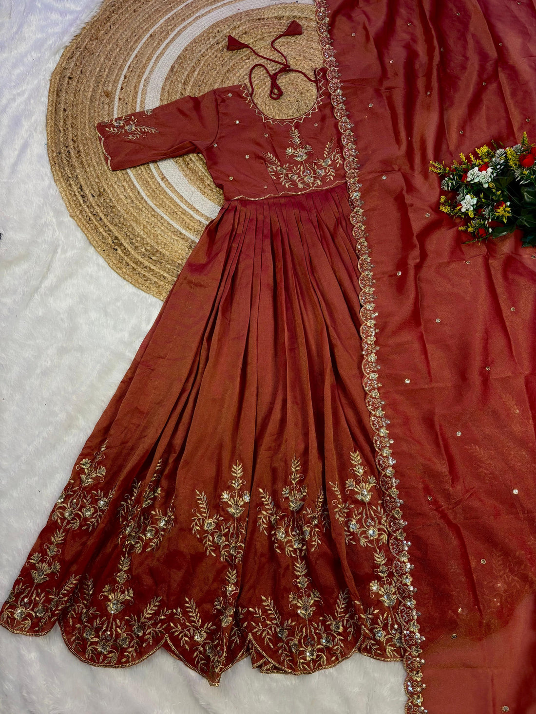 Maxi gown with embroidery