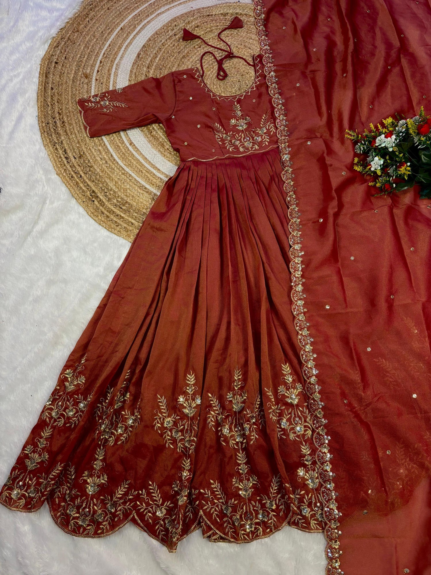 Maxi gown with embroidery