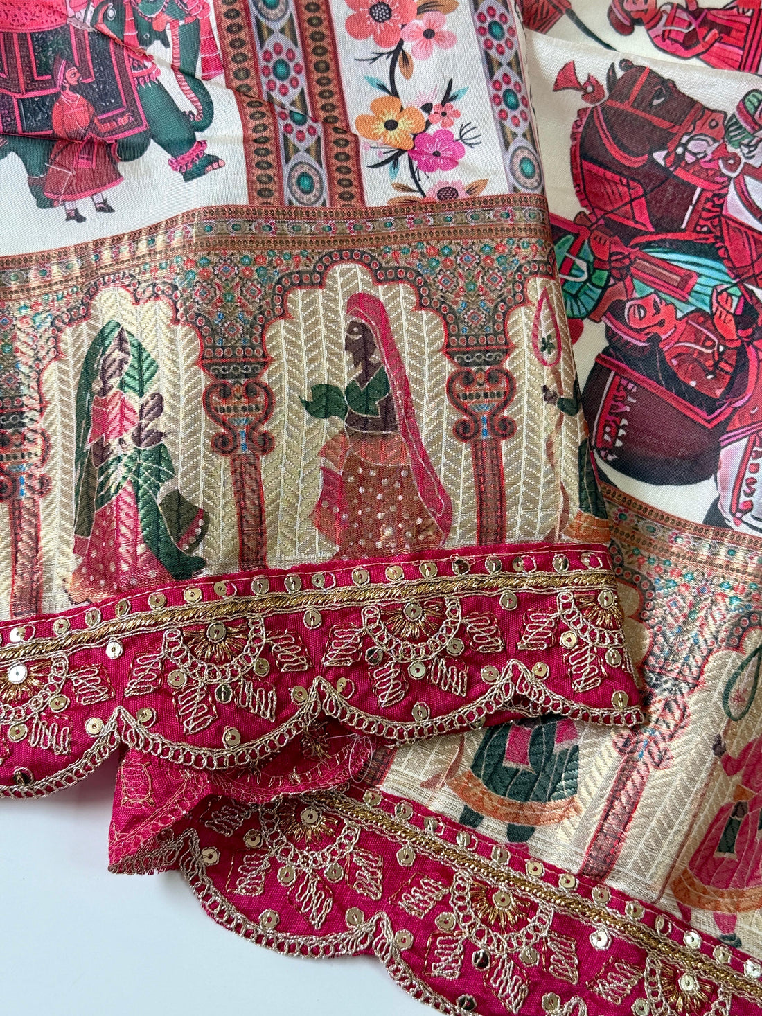 Beautiful floral in dola Banarasi