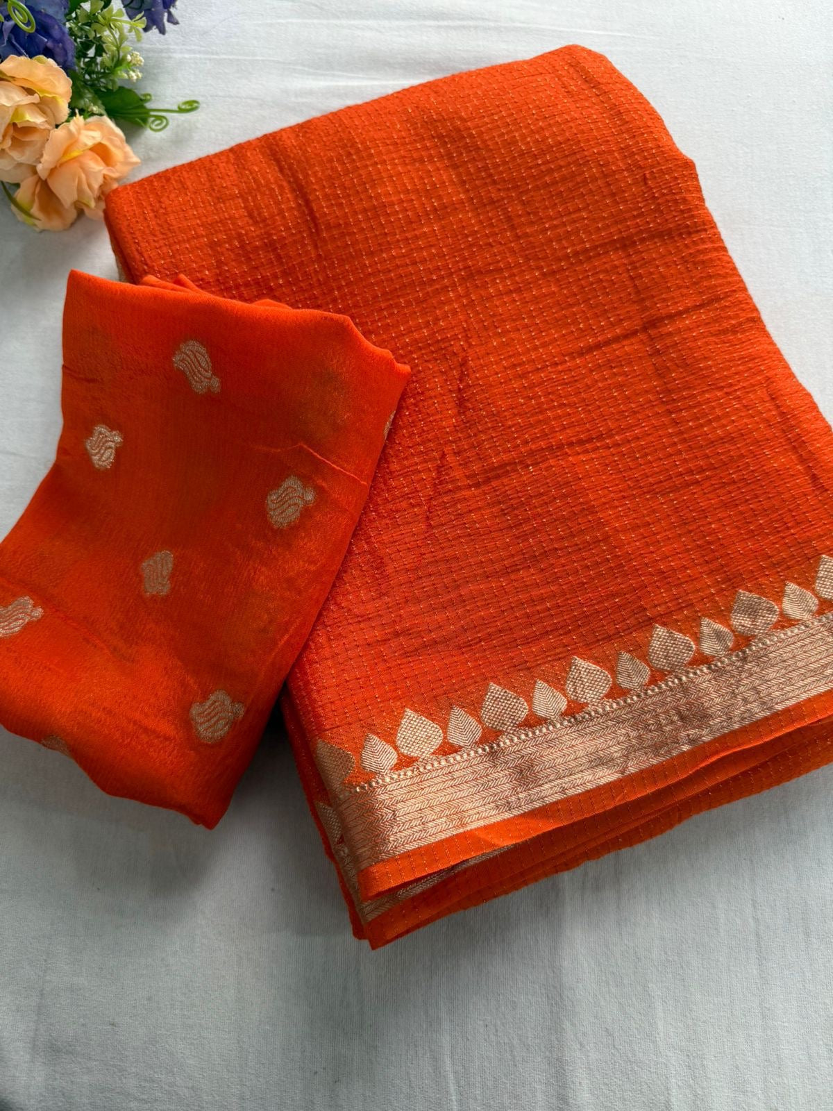 Pure Chinon Viscose Saree With Pure Chinon Viscose Blouse