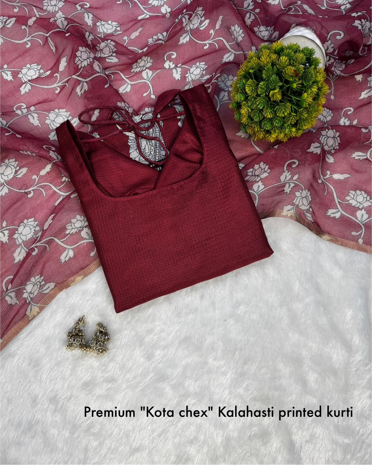 Kalamkari khalahasti kota chex kurti with kalamkari dupatta(NON-STORE)