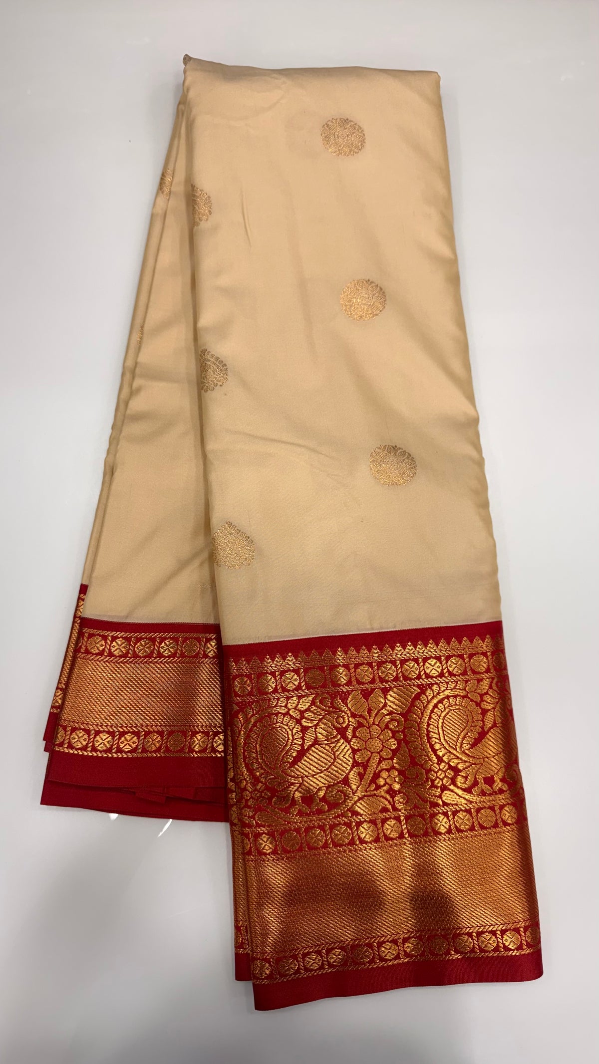 Soft Gadwal pattu saree