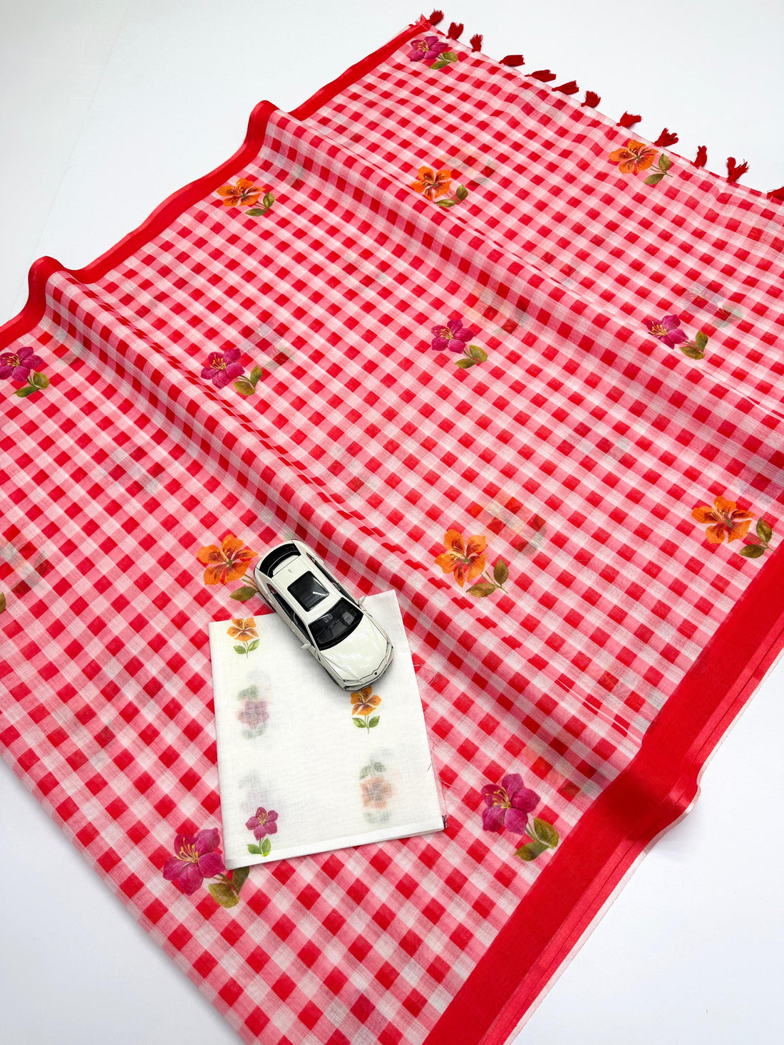 Plain soft linen saree