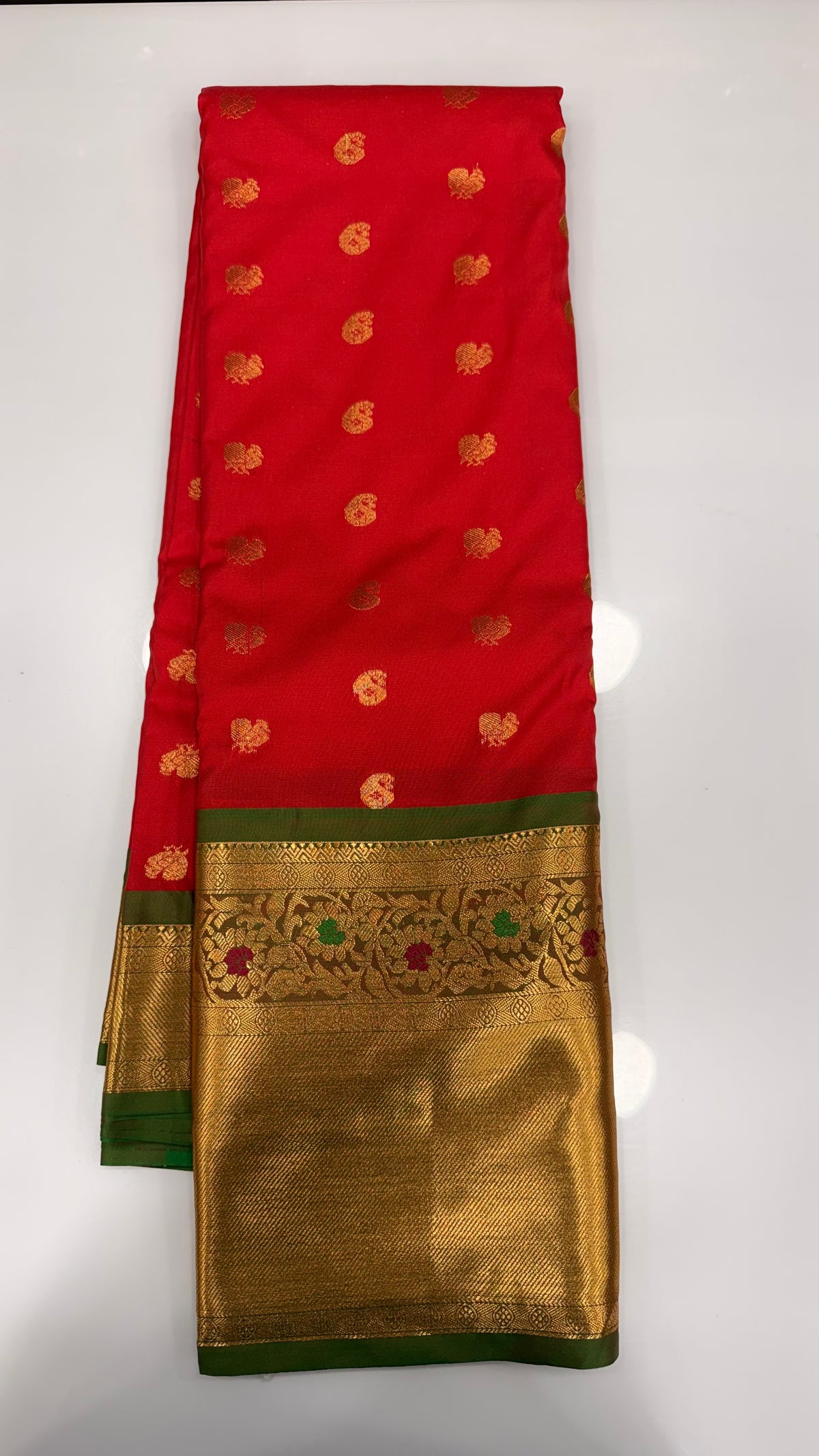 Soft Gadwal pattu saree