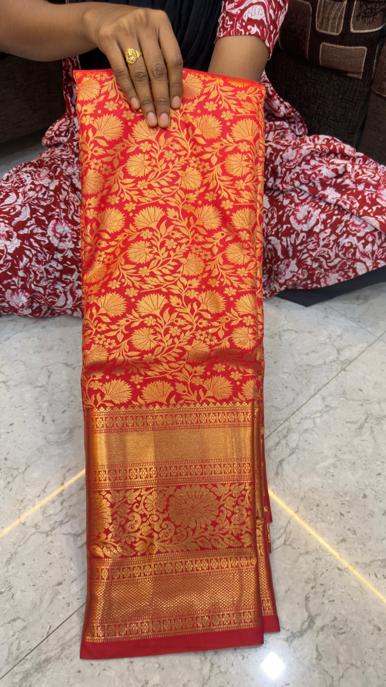 Semi Kanchi pattu