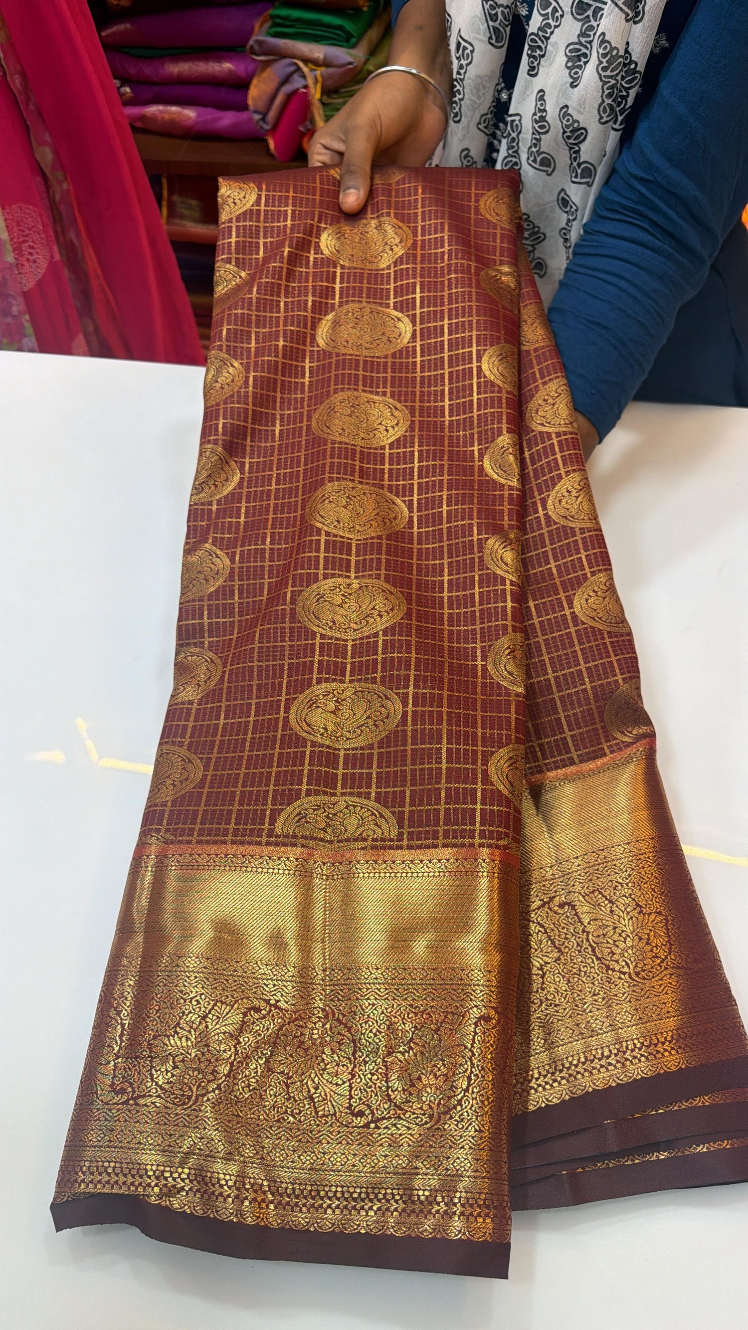 Semi Kanchi pattu