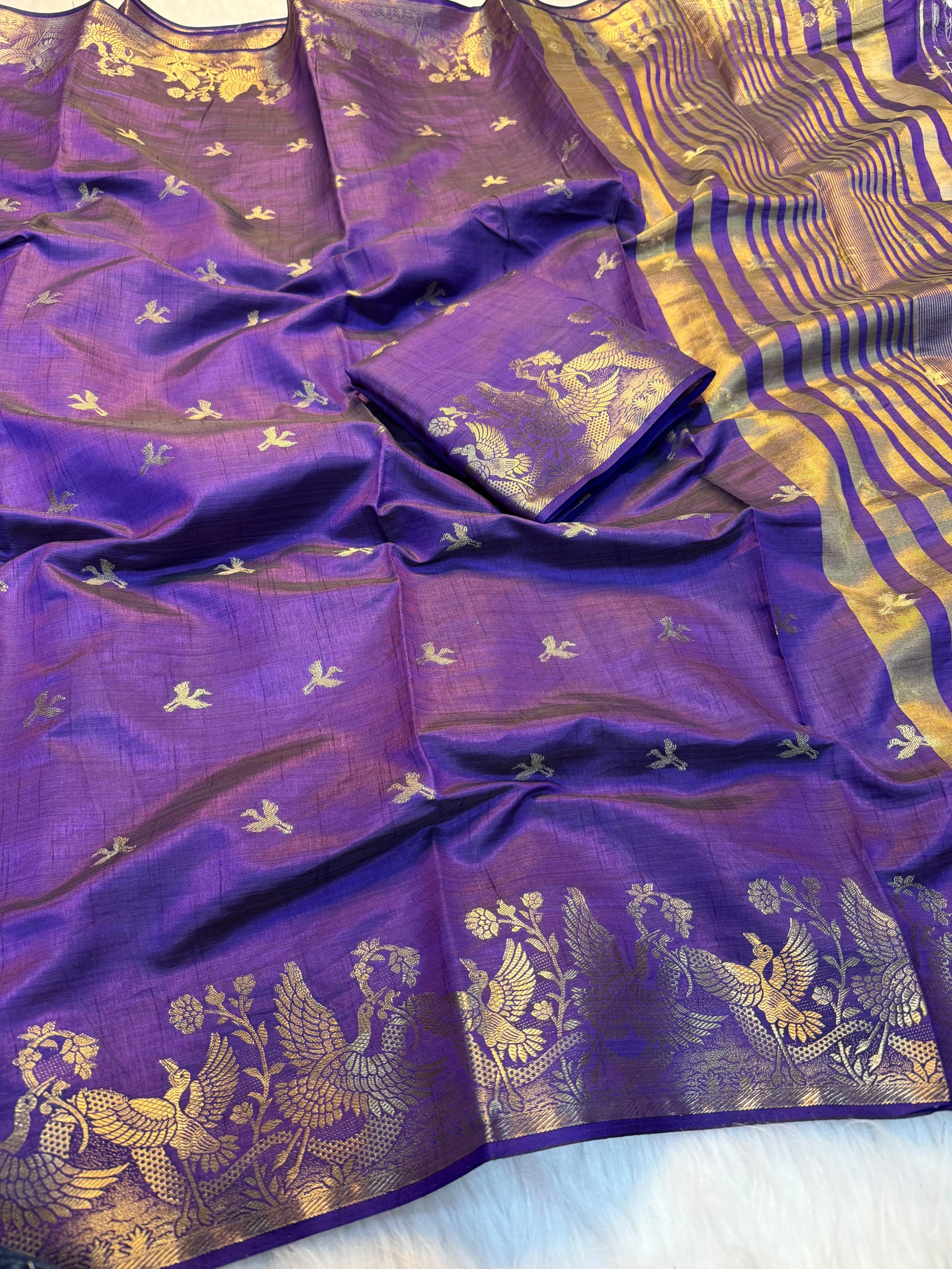 Soft Tusser silk saree with Chit Pallu Saree With Running Blouse(NON-STORE)