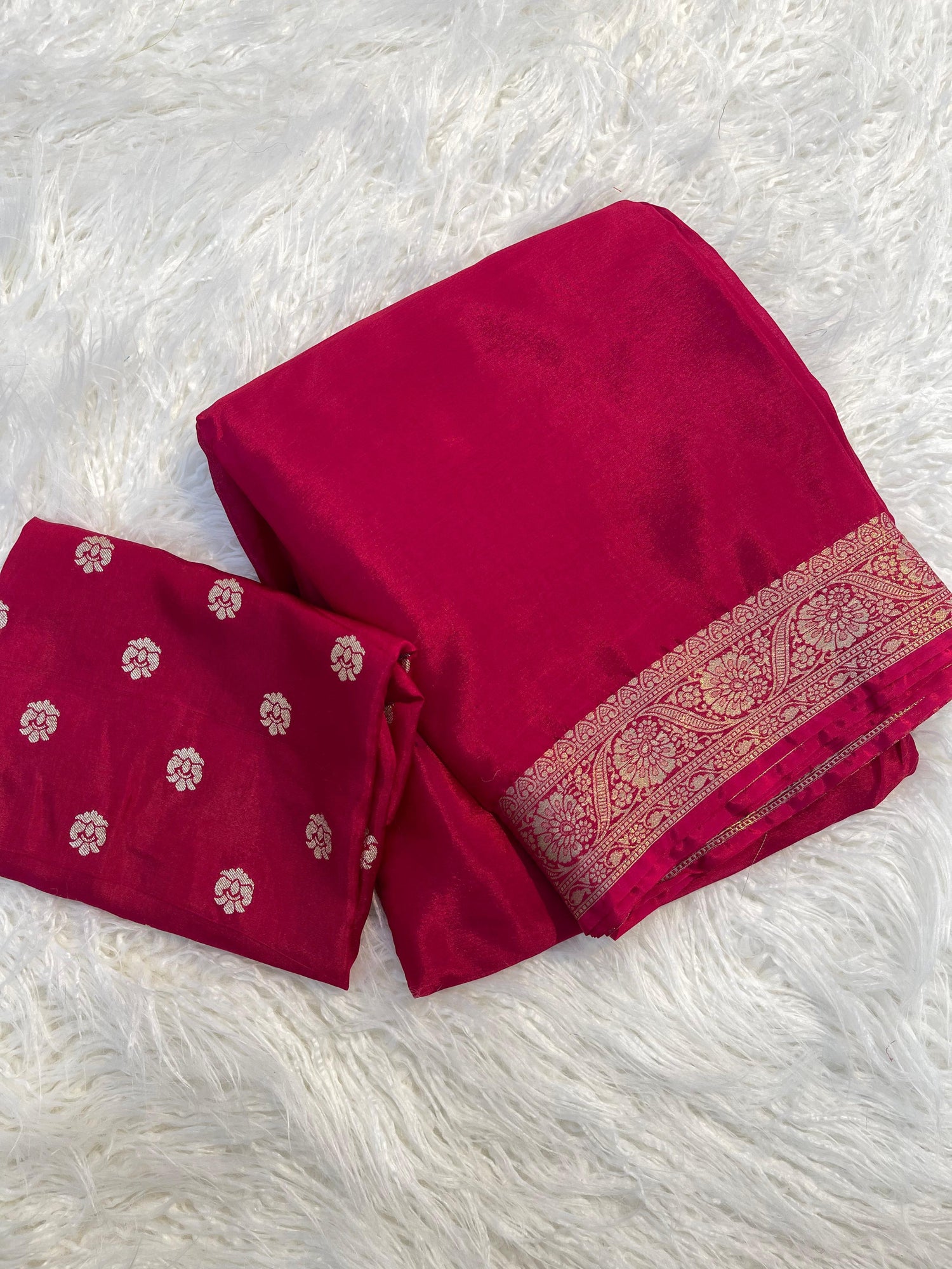 Chinnon Saree with rich shading effect.