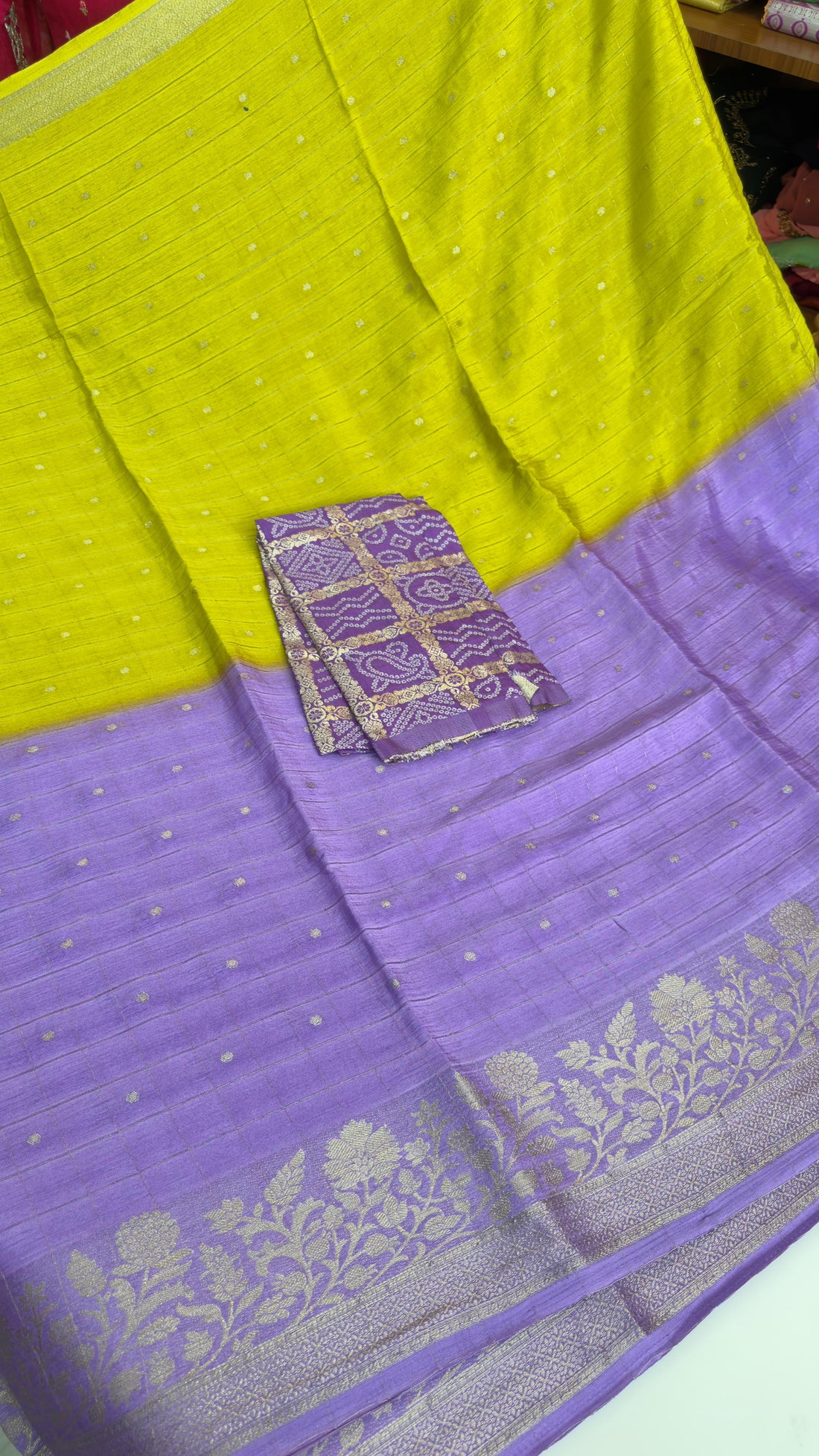 Dual shade Chinon sarees