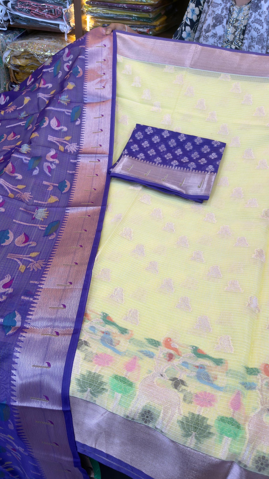 Zari Kota lehengas