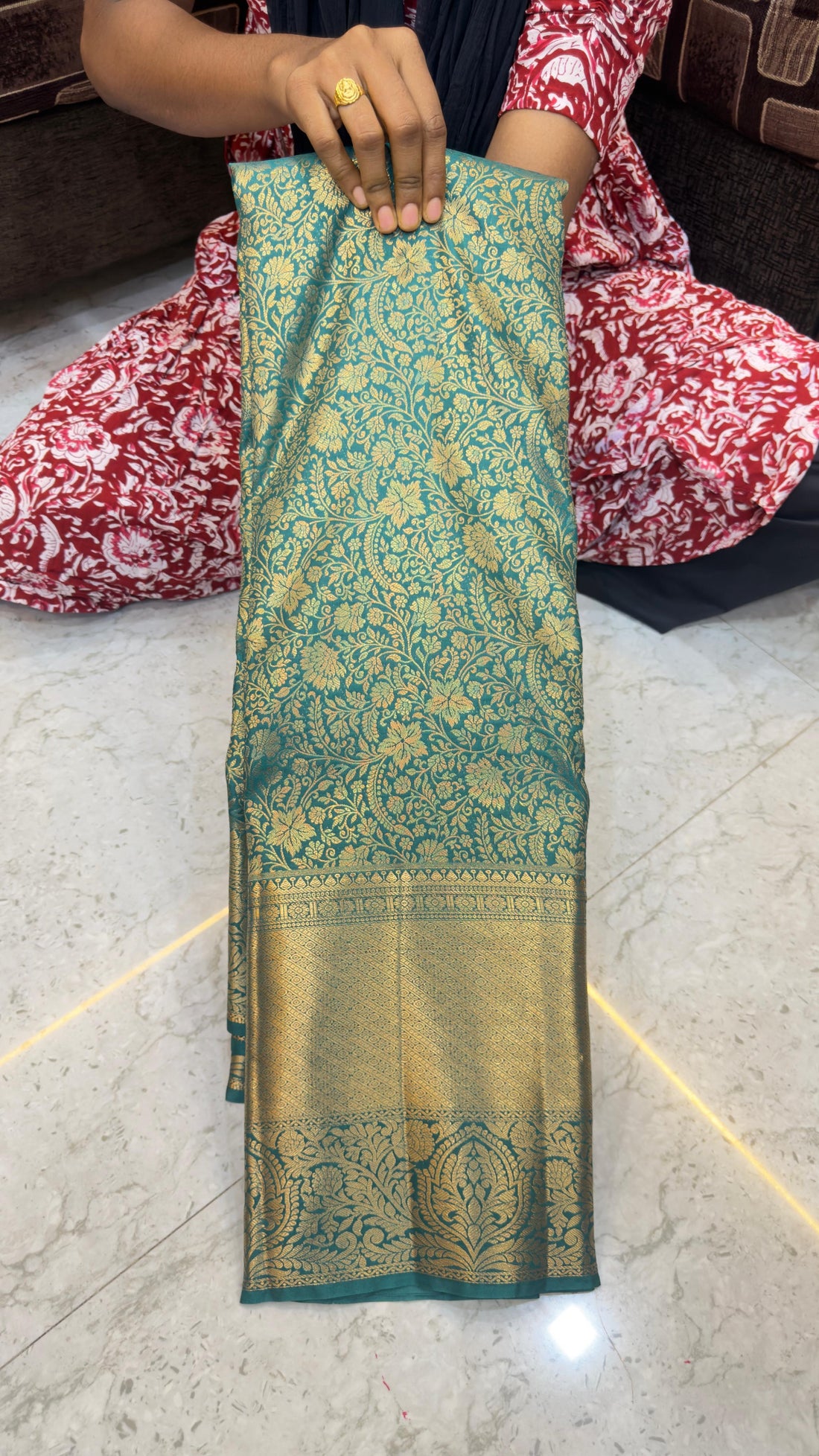 Semi Kanchi pattu
