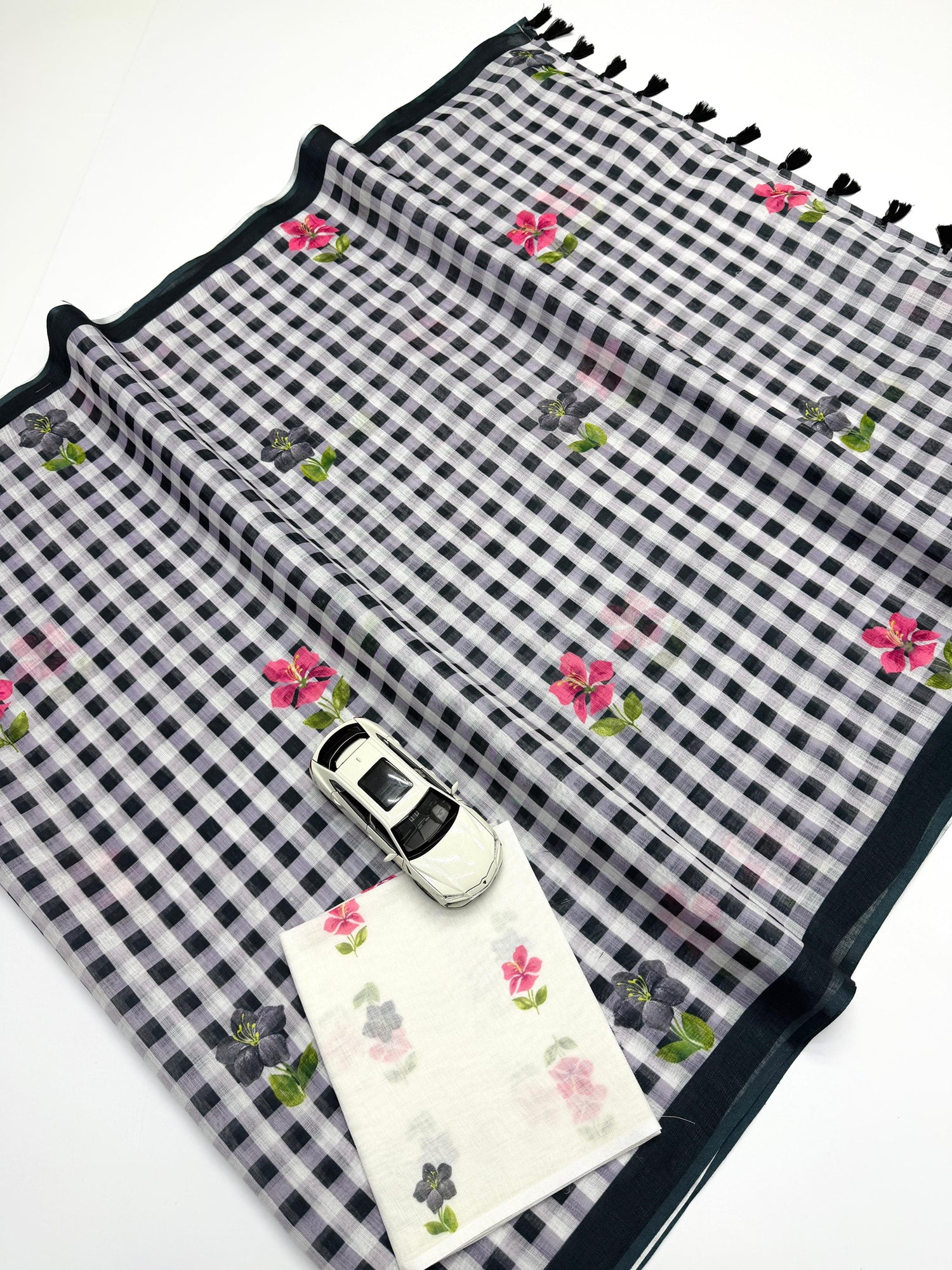 Plain soft linen saree