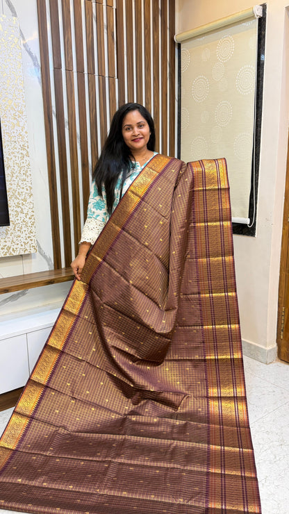 Vintage Banarasi party saree**10 DAYS DISPATCH TIME**