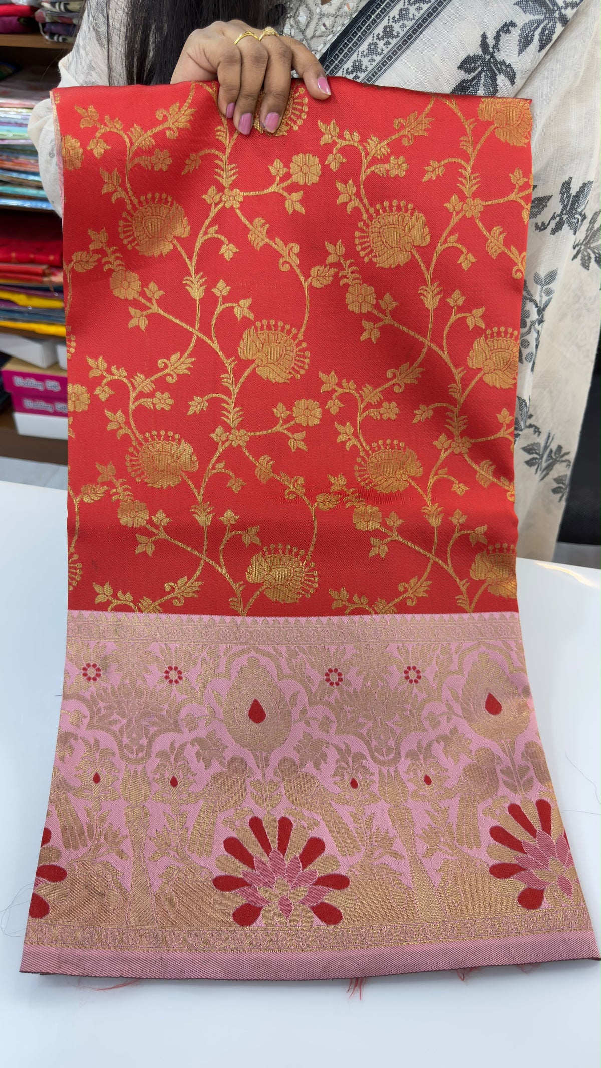 Meenakari korvai Pattu sarees