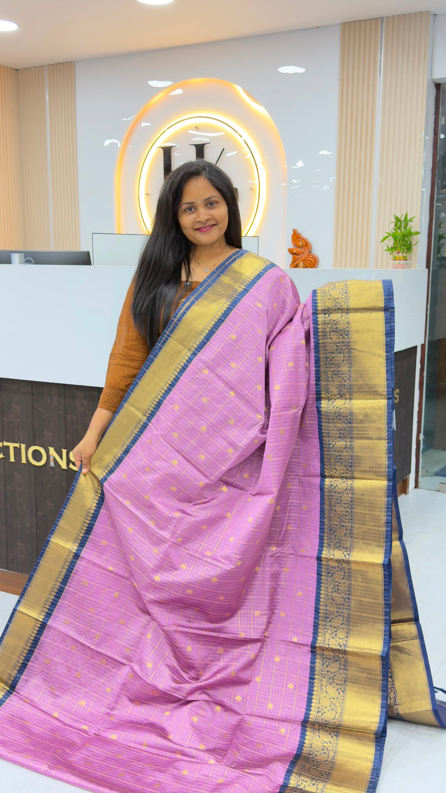Vintage Banarasi chexs in budget range