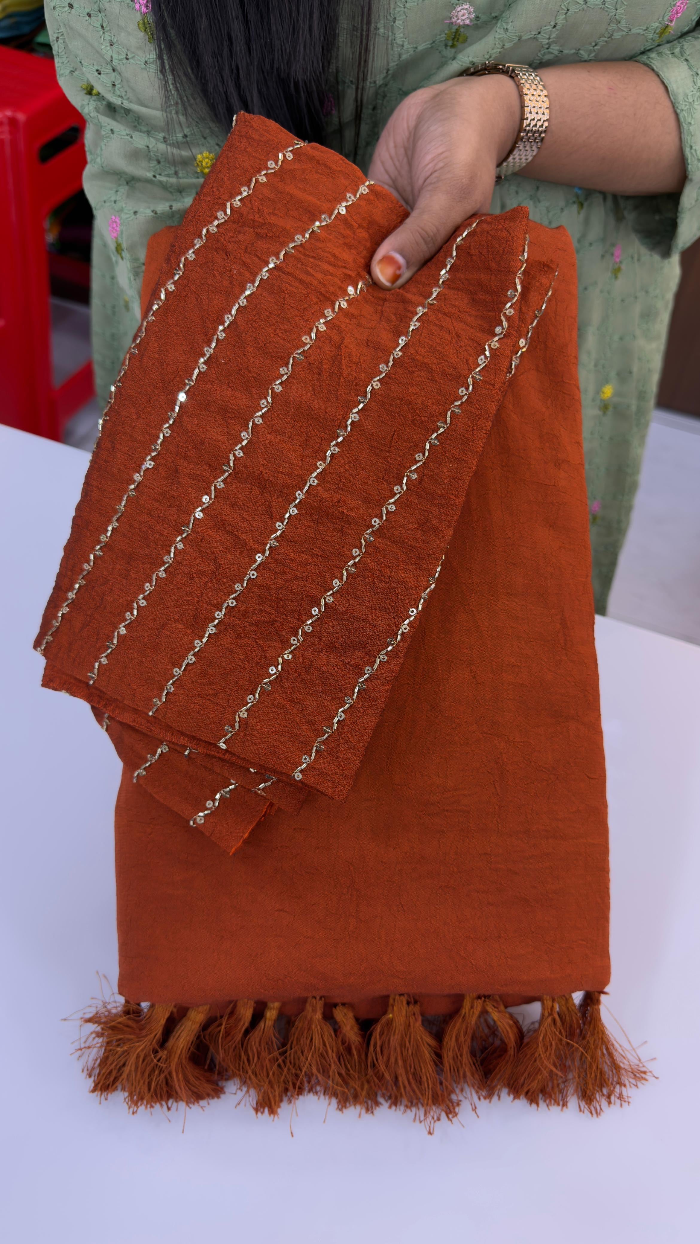 Wrinkle crush party wear saree