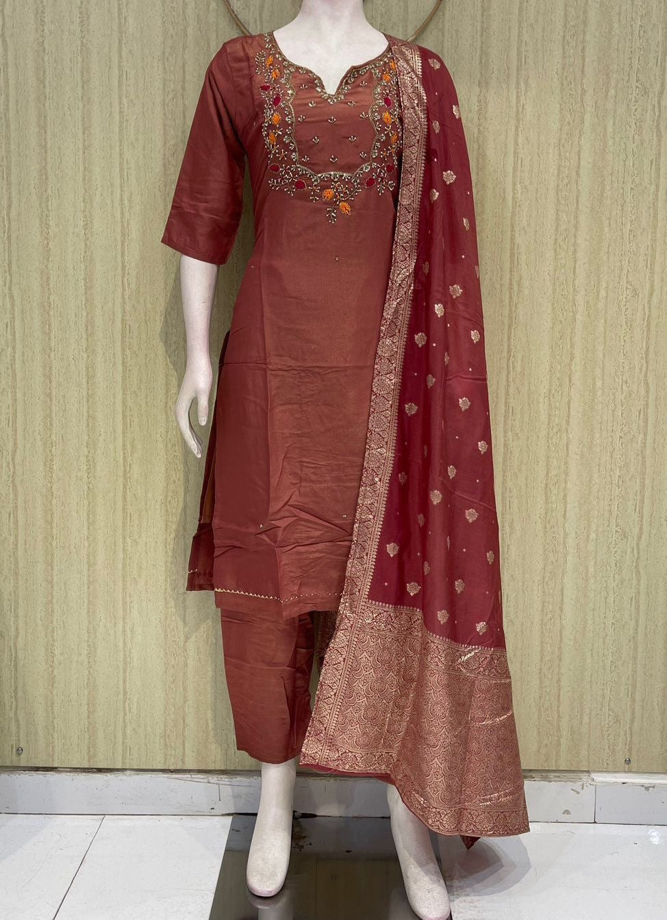 Party wear dress