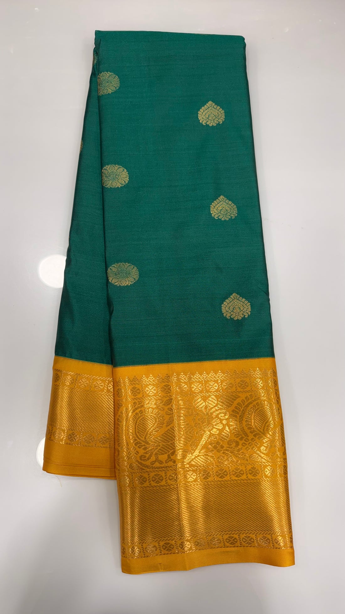 Soft Gadwal pattu saree