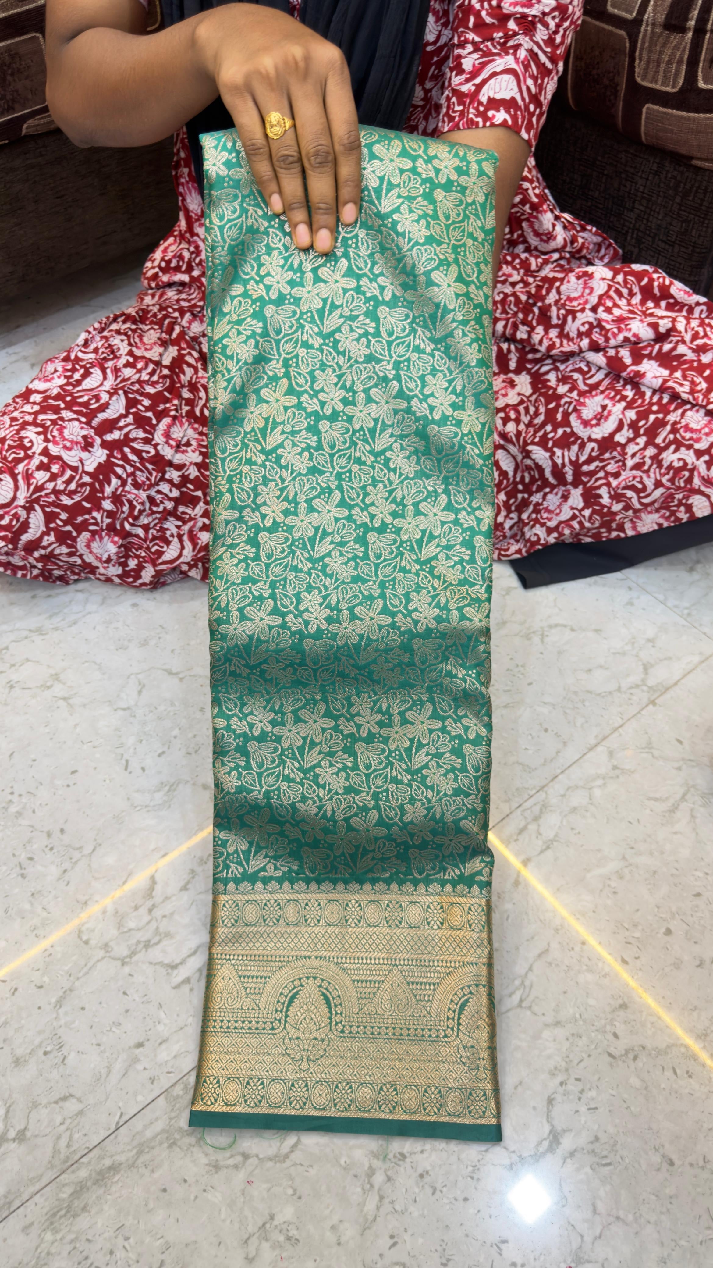 Semi Kanchi pattu