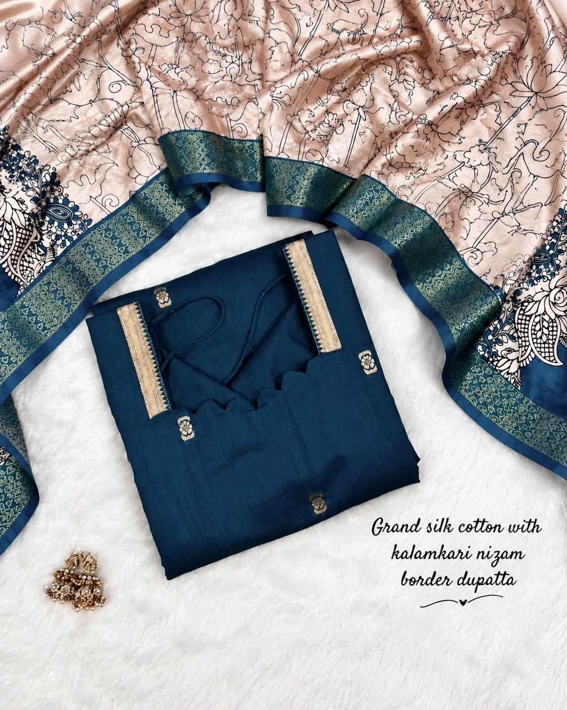 Mangalagiri Butta Silk cotton Top with Chennuri Silk Kalamkari Dupatta(NON-STORE)