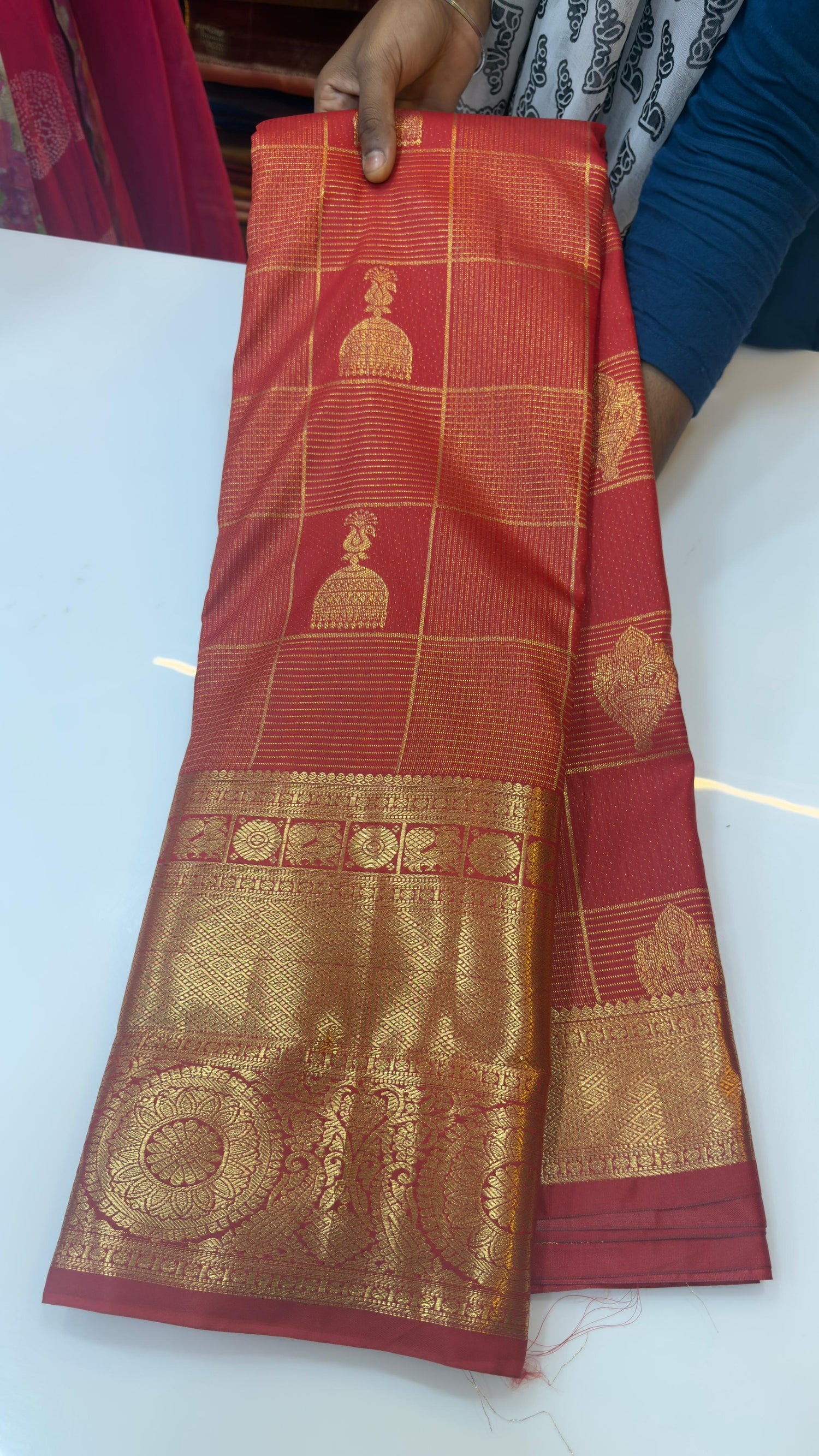 Semi Kanchi pattu