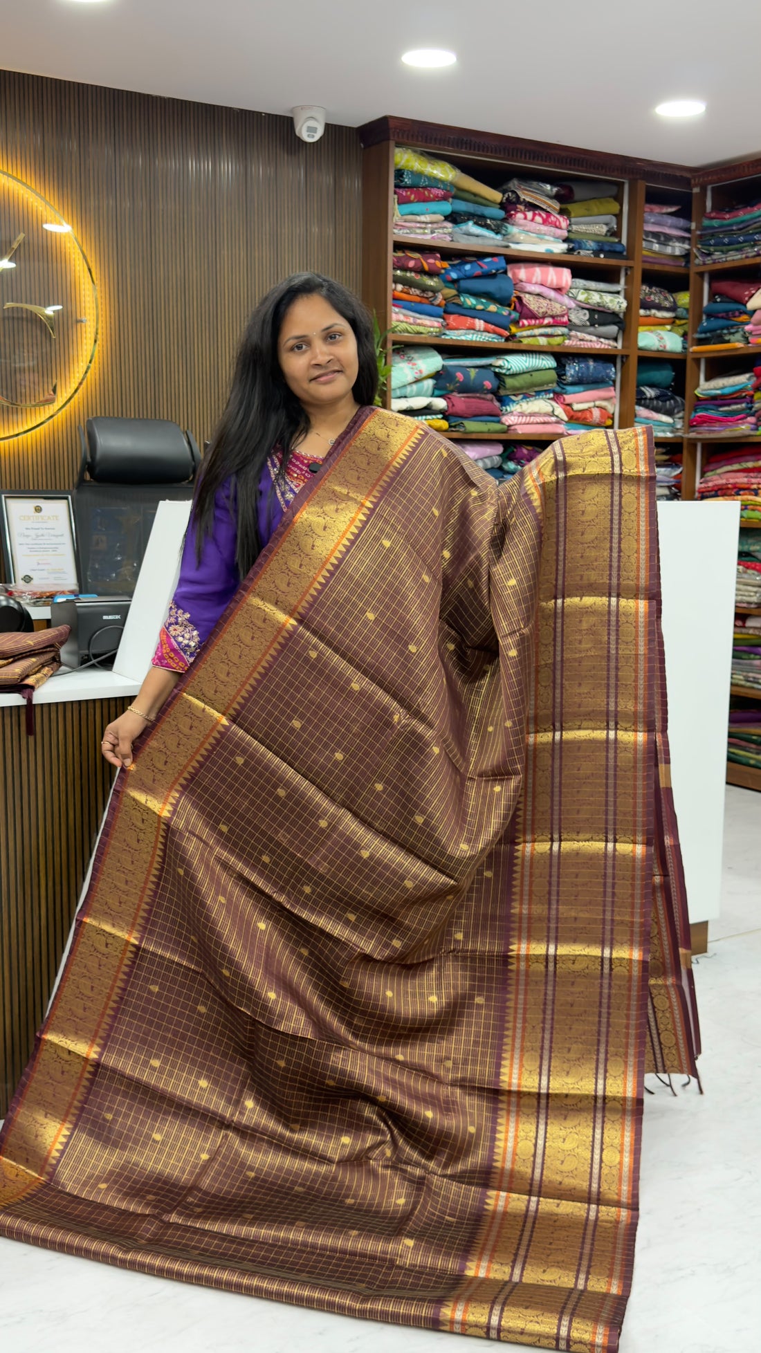 Vintage brown chexs saree