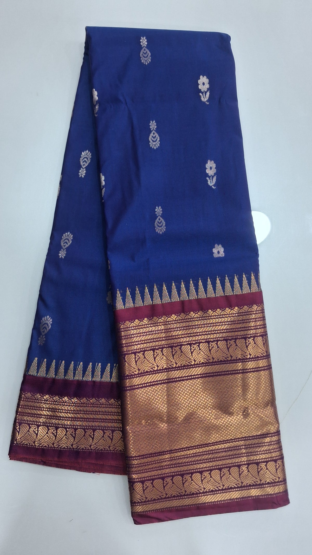 Vintage Gadwal Soft semi pattu sarees