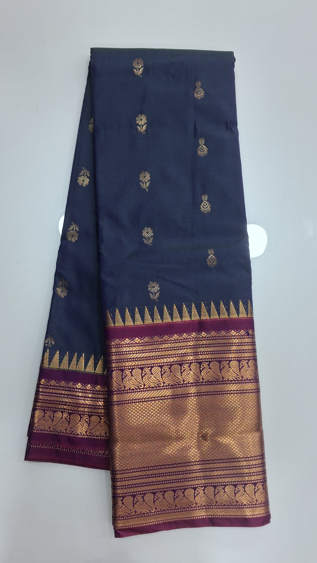Vintage Gadwal Soft semi pattu sarees