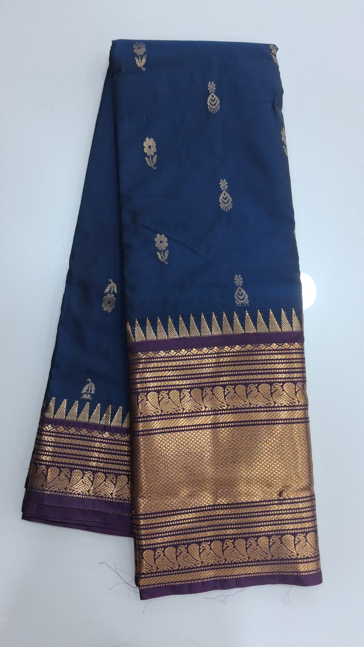 Vintage Gadwal soft semi pattu sarees