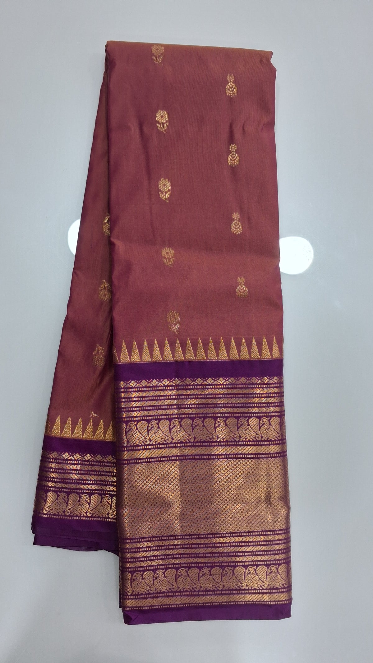 Vintage Gadwal Soft semi pattu sarees
