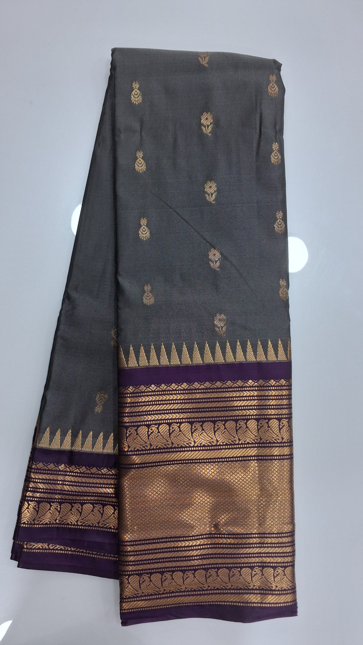 Vintage Gadwal Soft Semi Pattu sarees