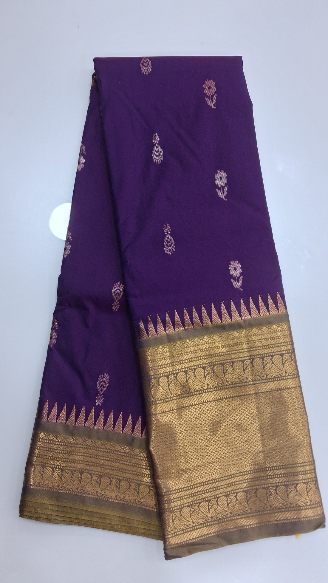 Vintage Gadwal Soft semi pattu sarees