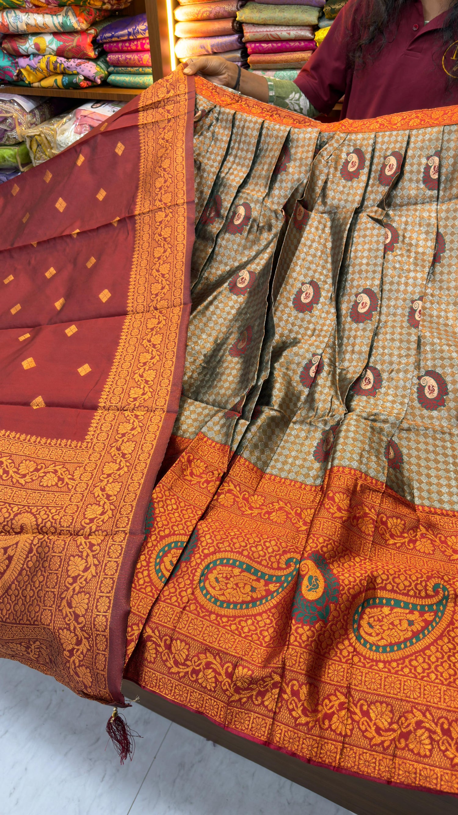 Kanchi Pattu lehengas