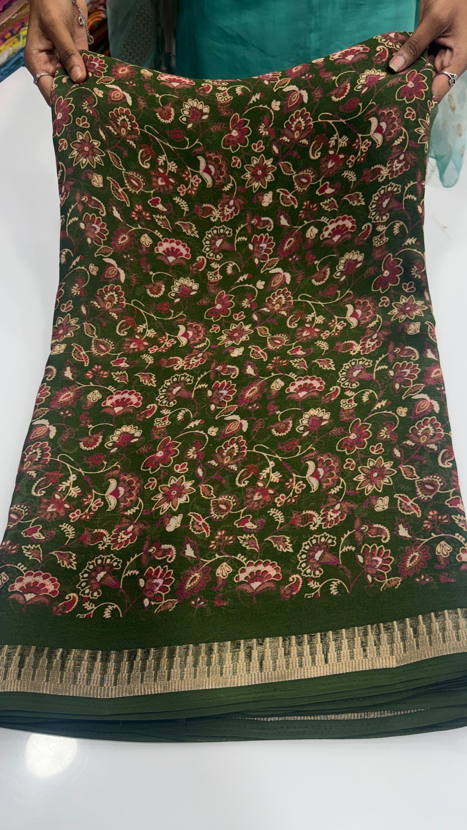 Light weight floral marshmallow saree