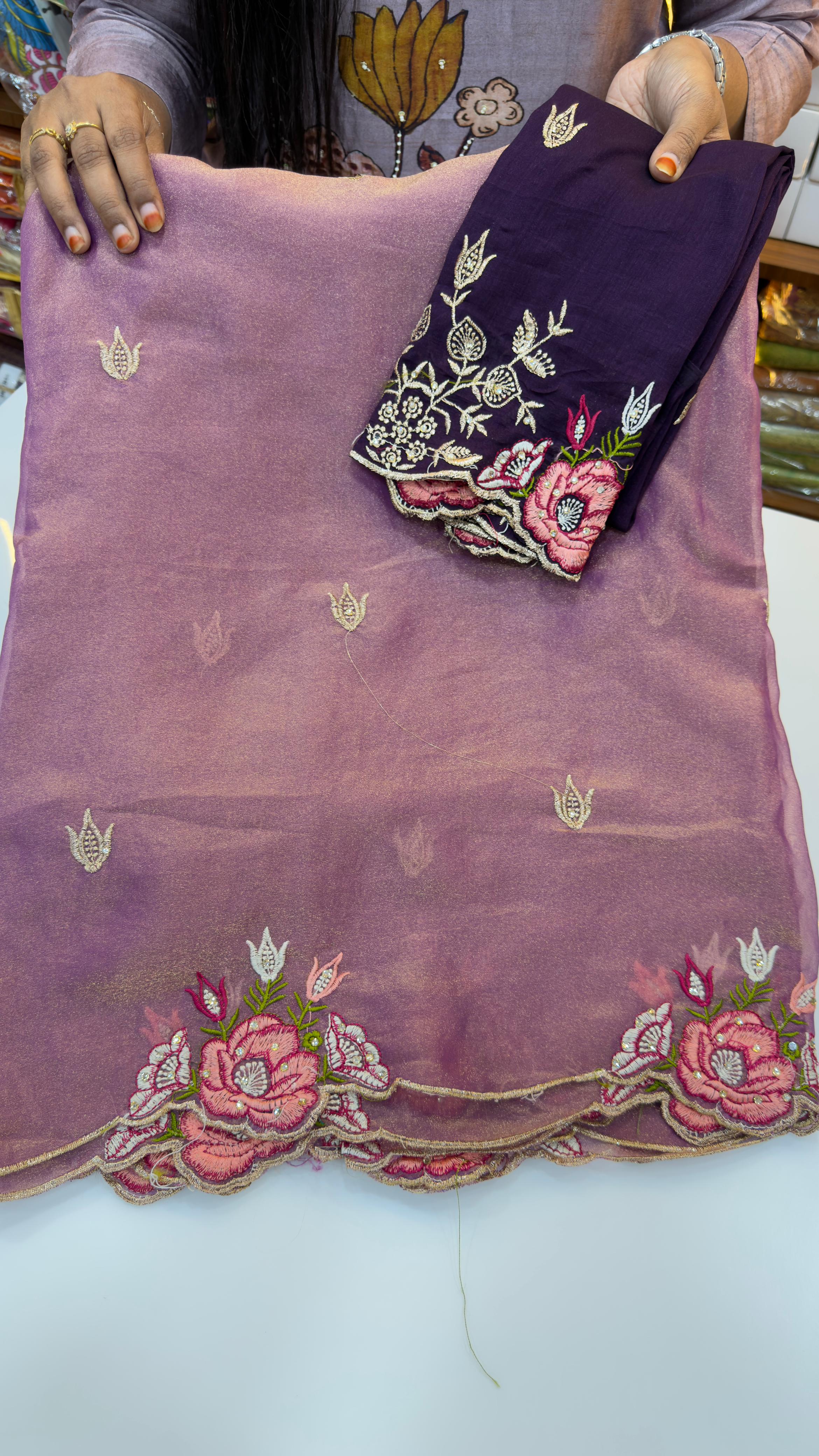 Floral scalloped party wear saree