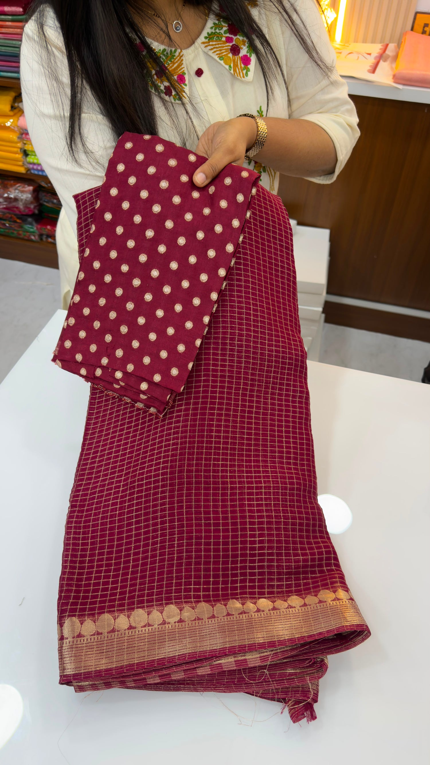 Banarasi chexs pattern Georgette sarees with zari woven border