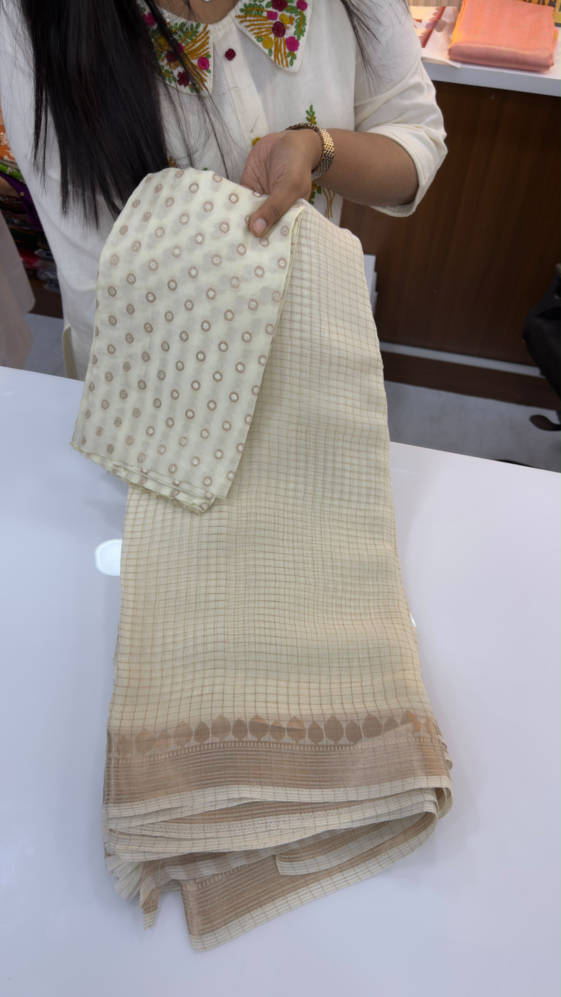 Banarasi chexs pattern Georgette sarees with zari woven border