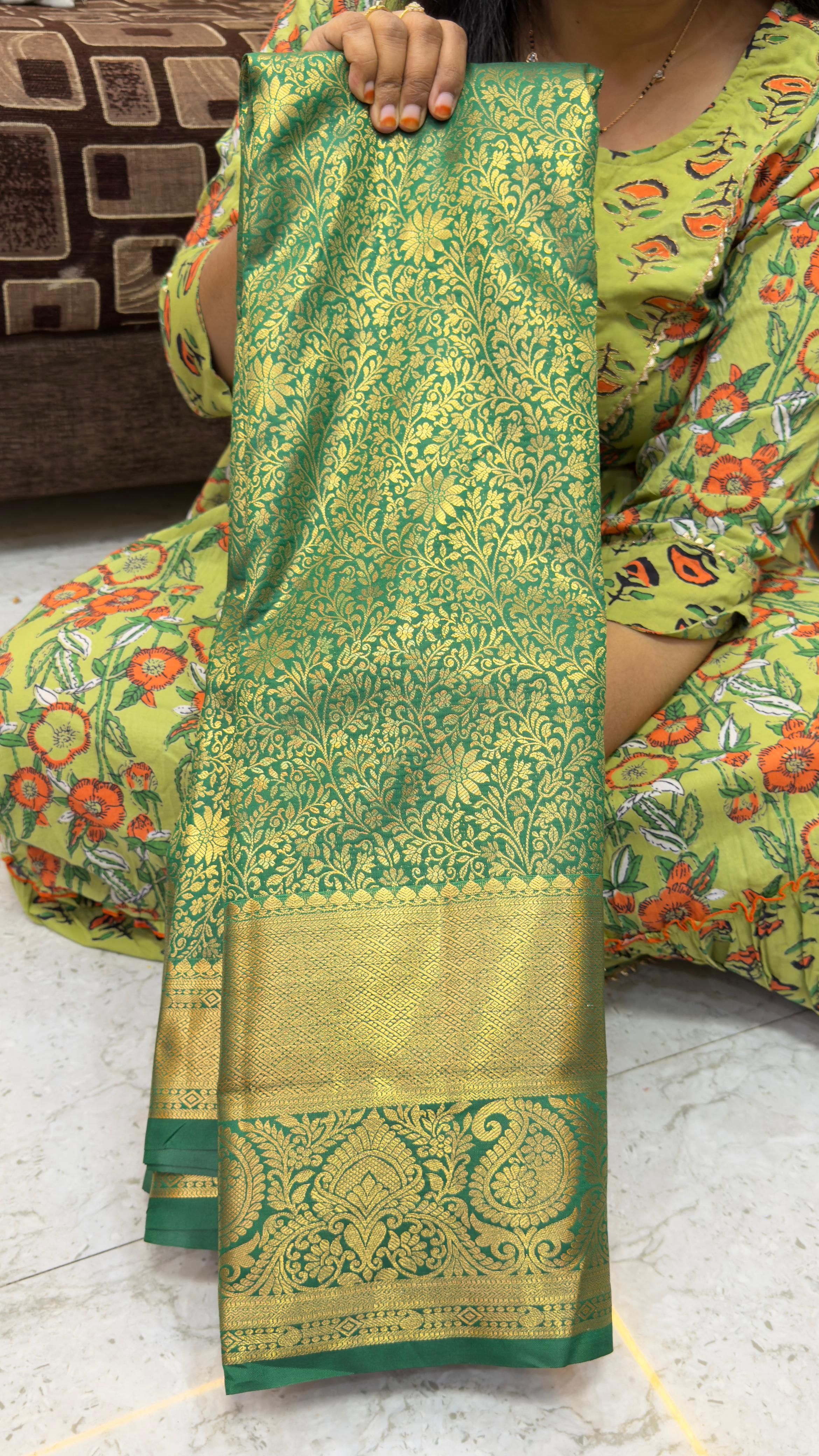 Semi Kanchi Pattu