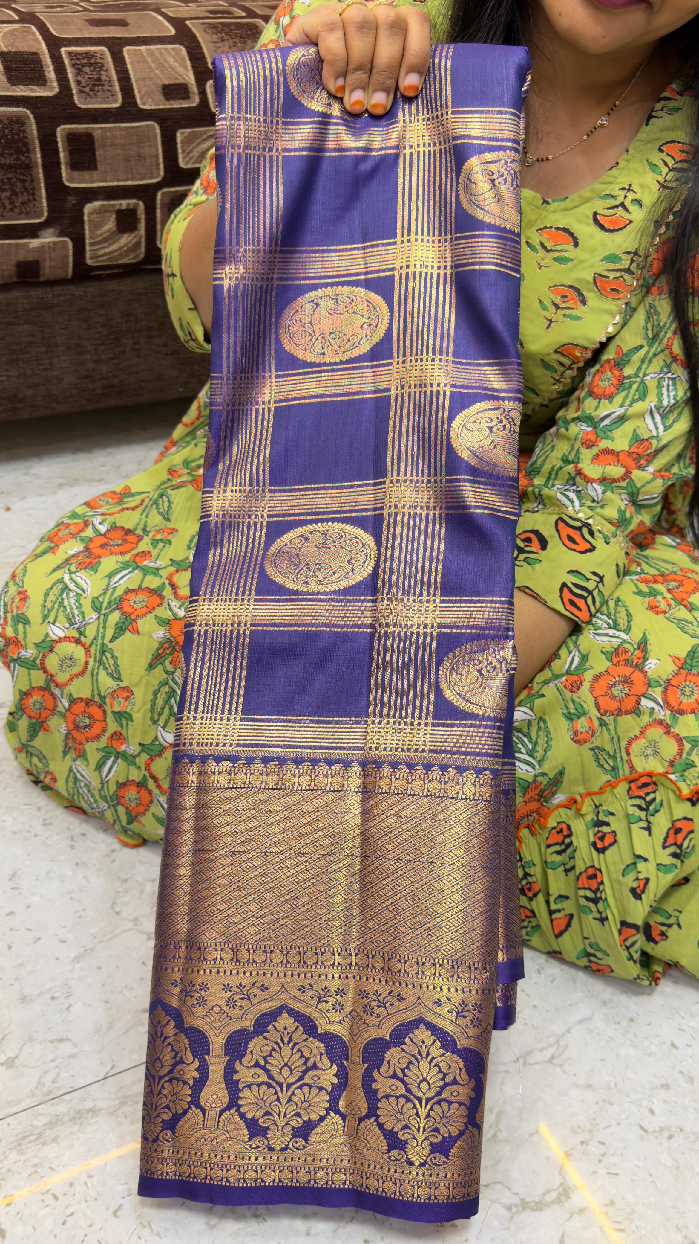 Semi Kanchi Pattu