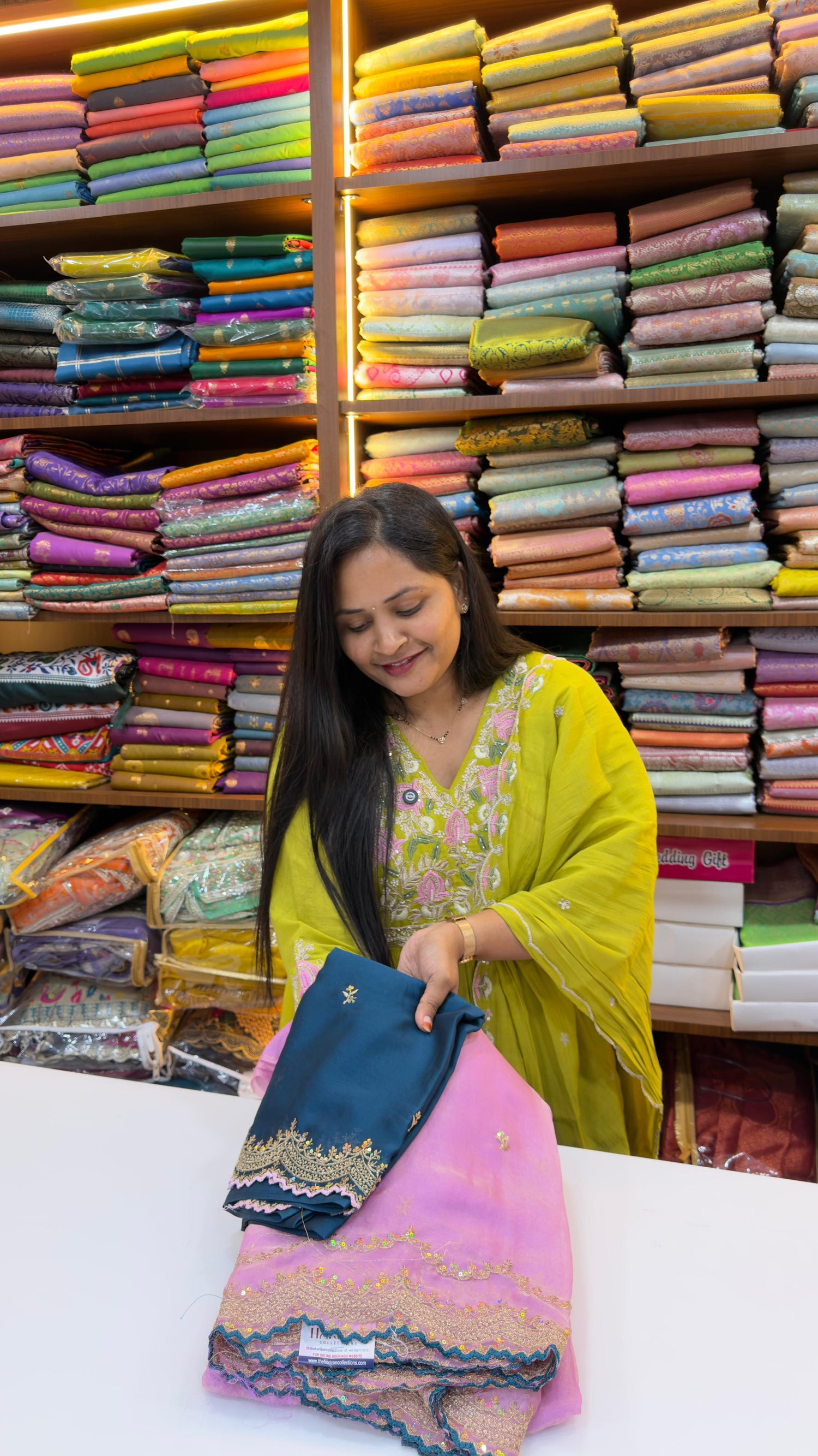 Few colours sold out so orders are under pre booking !!! Party wear saree