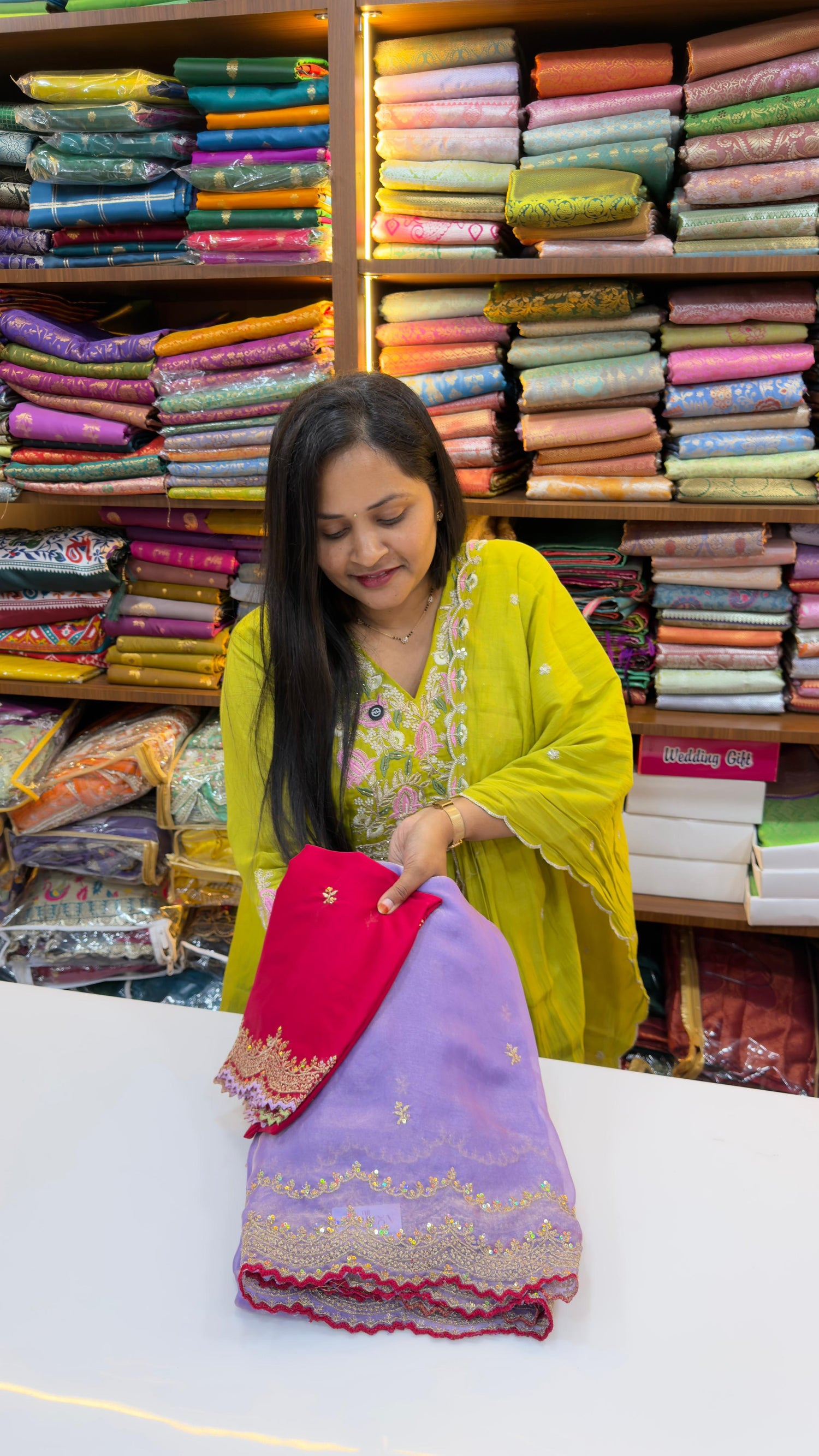 Few colours sold out so orders are under pre booking !!! Party wear saree