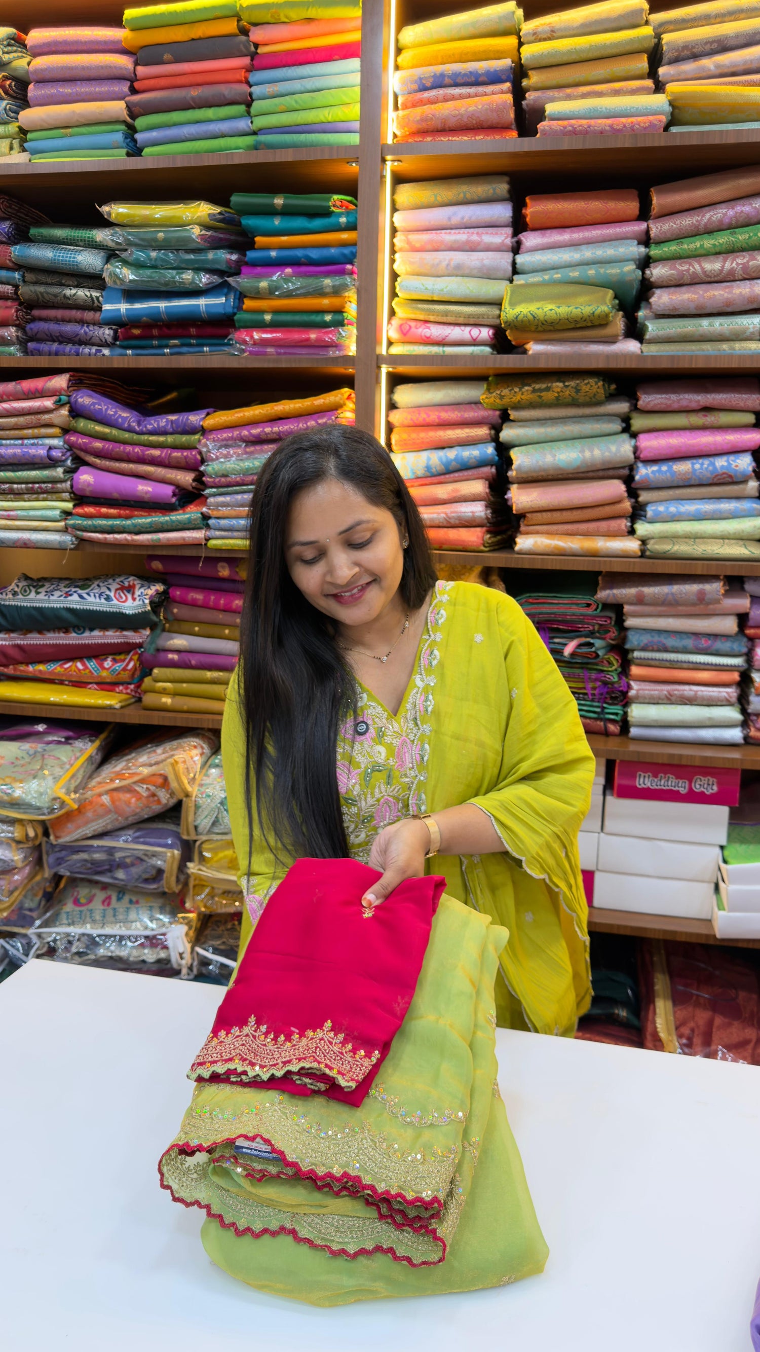 Few colours sold out so orders are under pre booking !!! Party wear saree