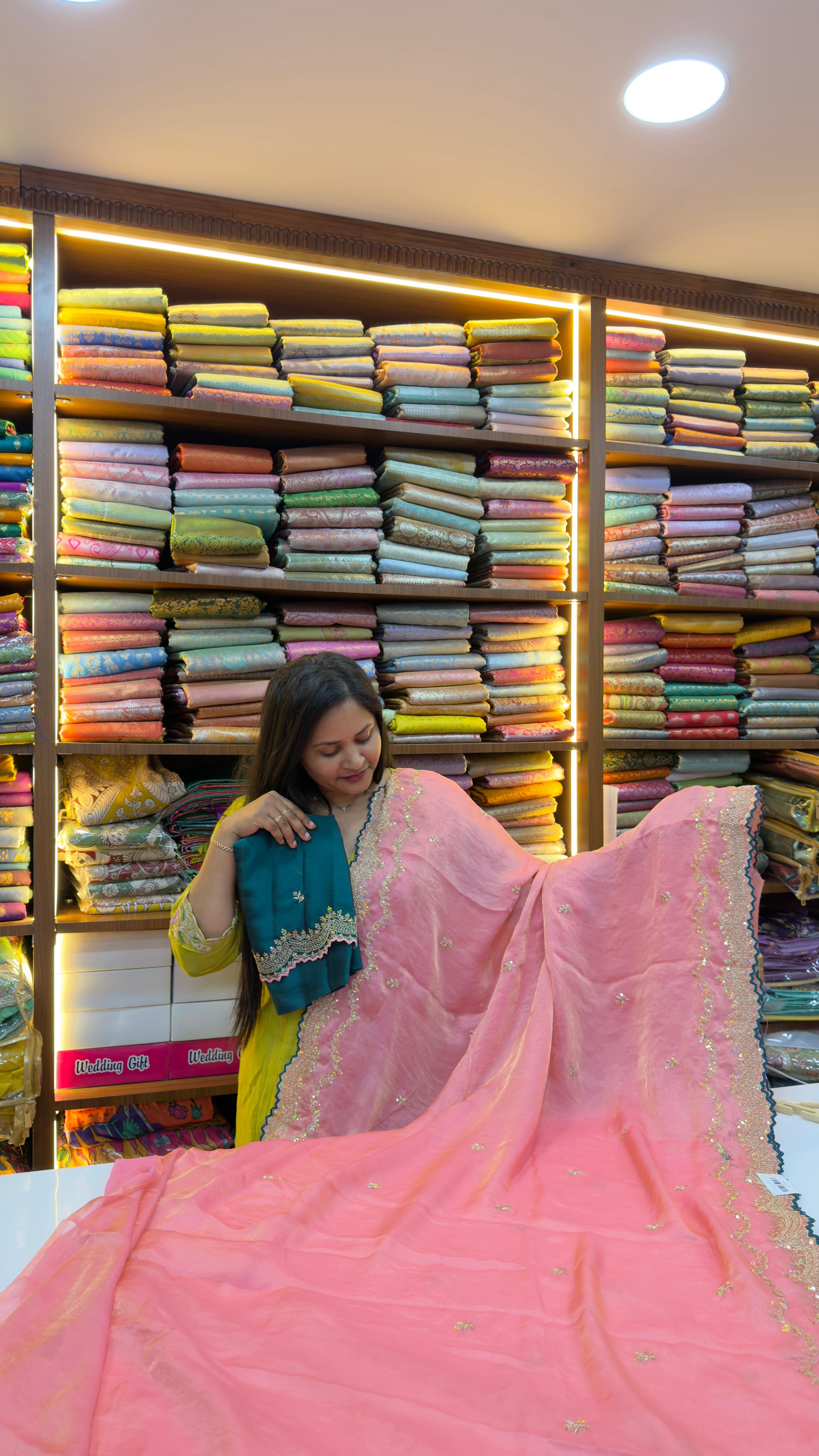 Few colours sold out so orders are under pre booking !!! Party wear saree