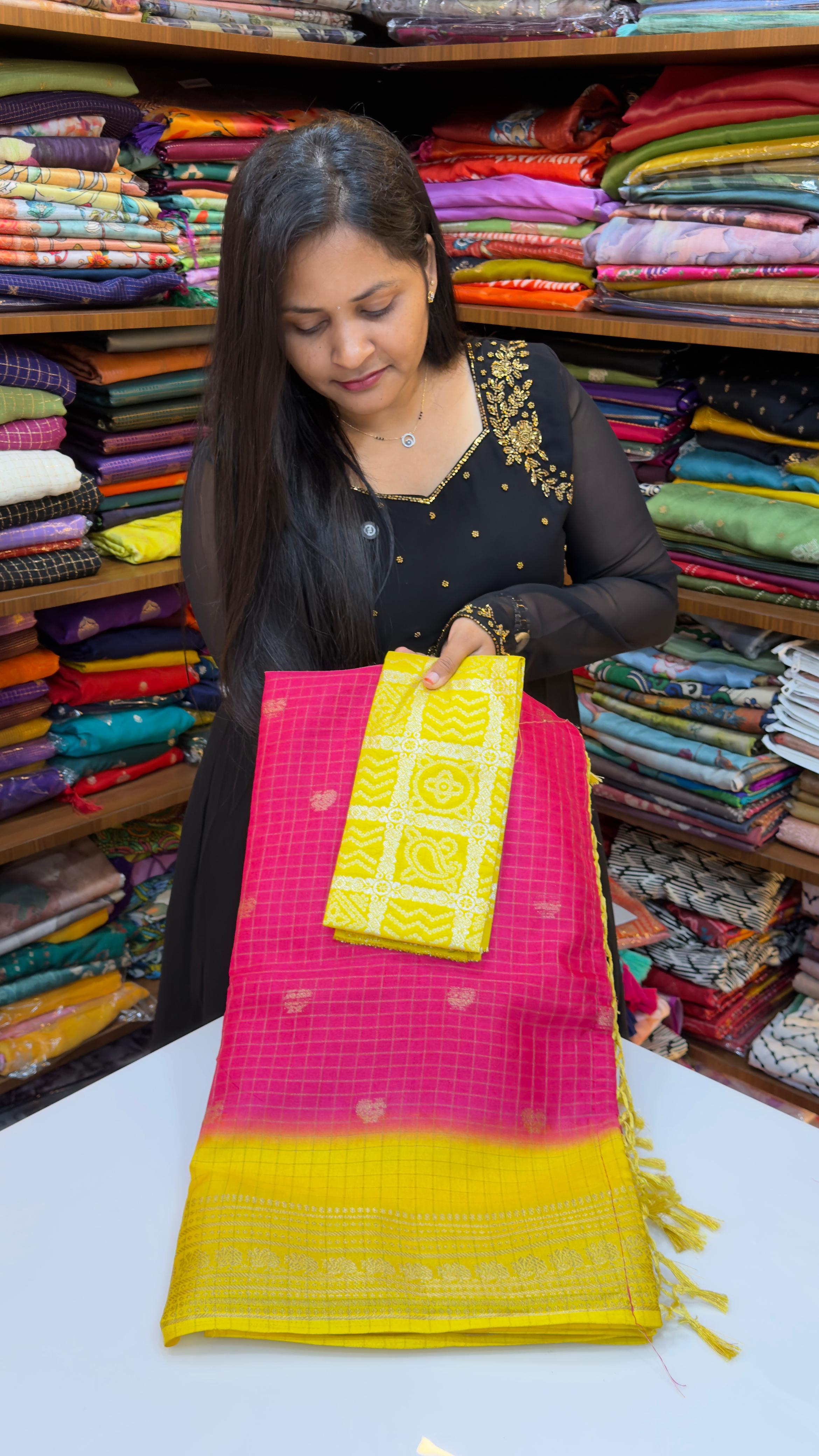 Vintage style chexs saree