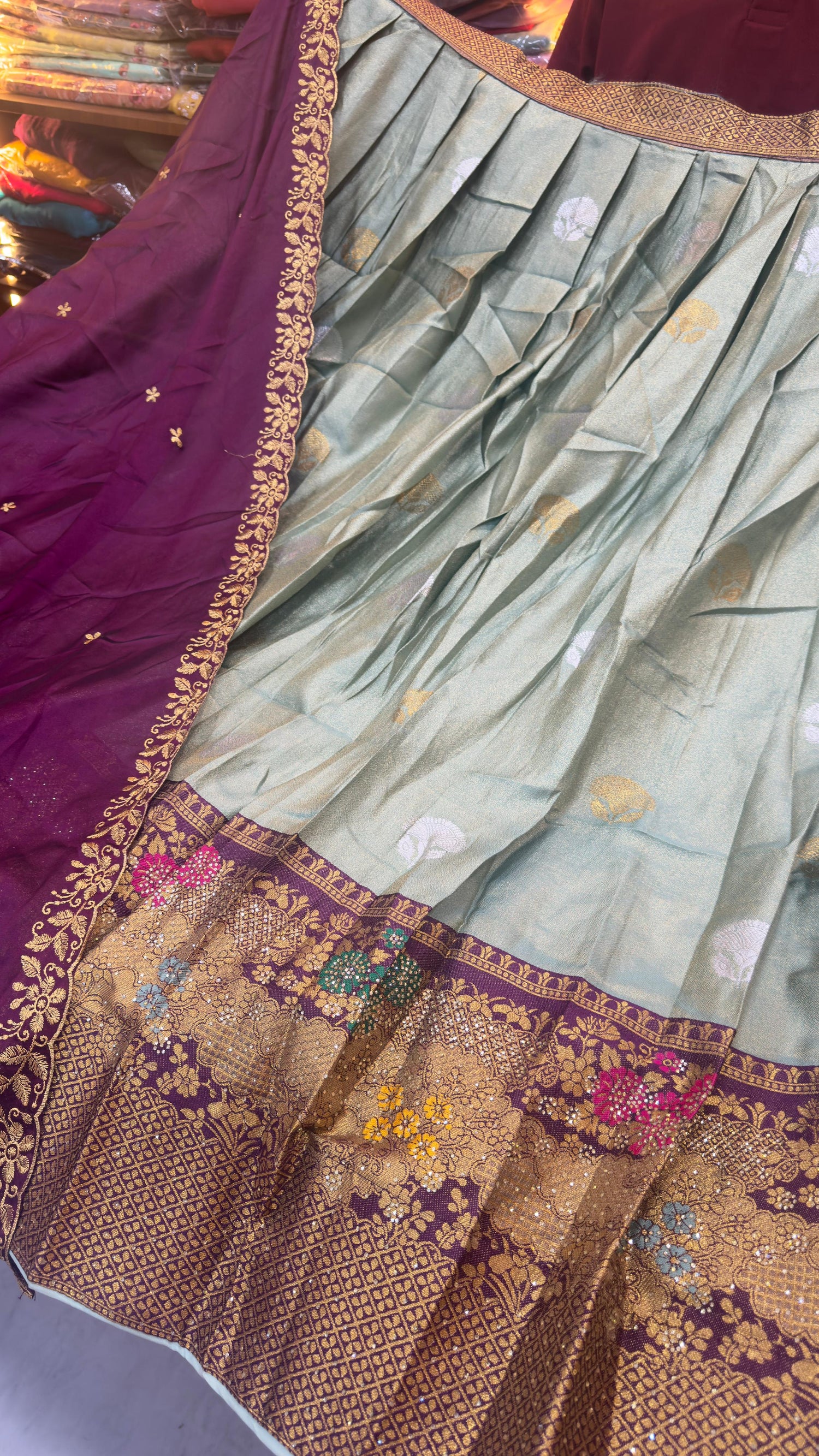 Soft Tissue Banarasi