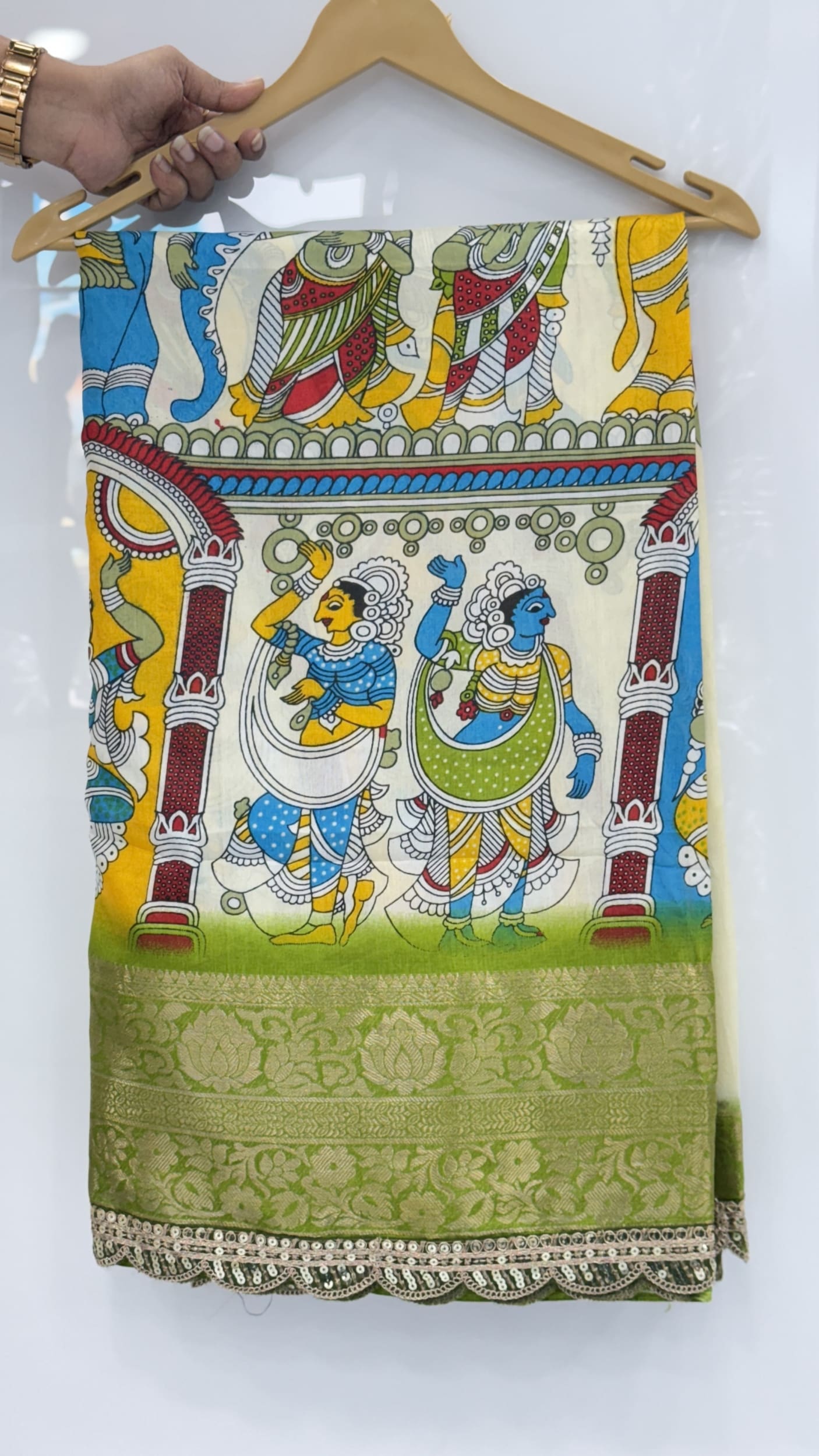 Laced Border Dola Silk Saree