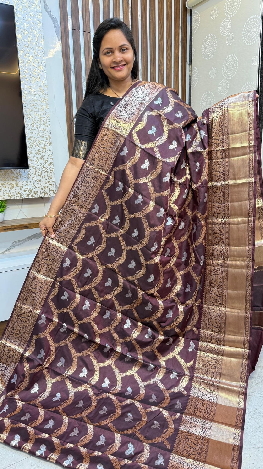 Banarasi pattu saree