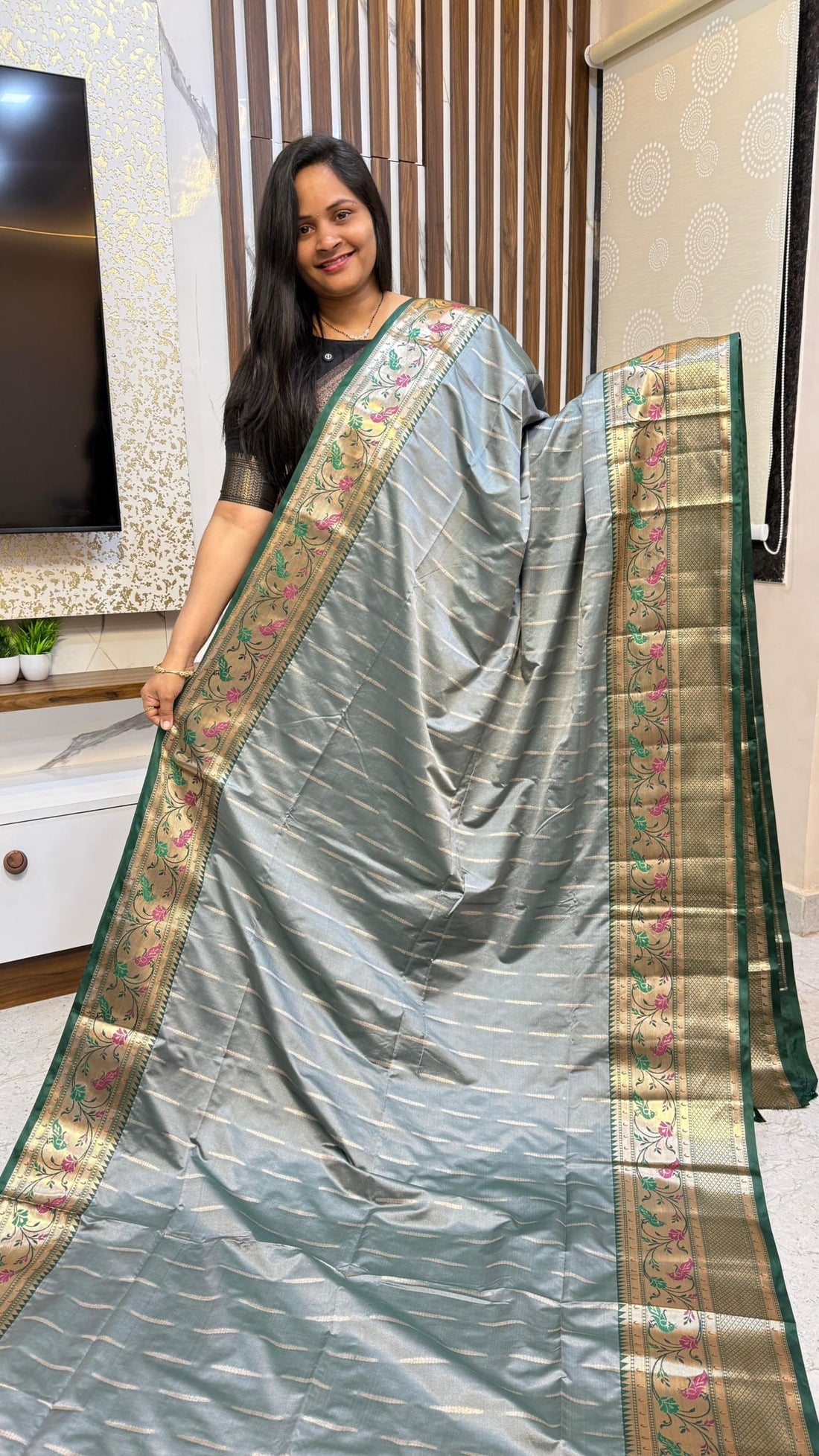 Paithani border grey banarasi saree
