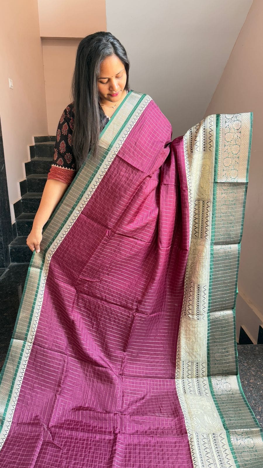 Fancy Dola Silk Saree With Twin Fish Design